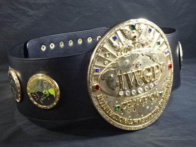 IWGP Heavy Weight Title Belt (first generation)