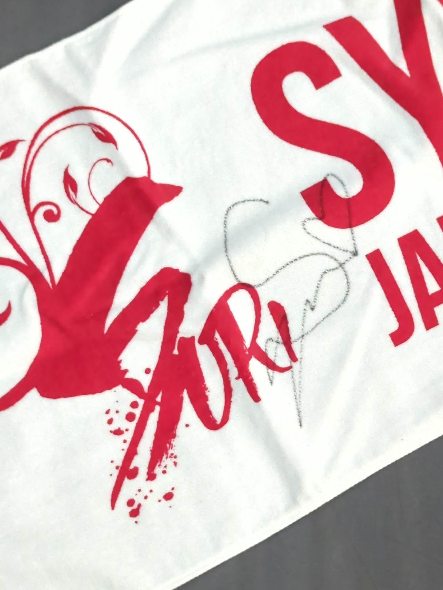 【hand signed autograph】 Shuri "SYURI FIL JAPANESE FIGHTER" face towel