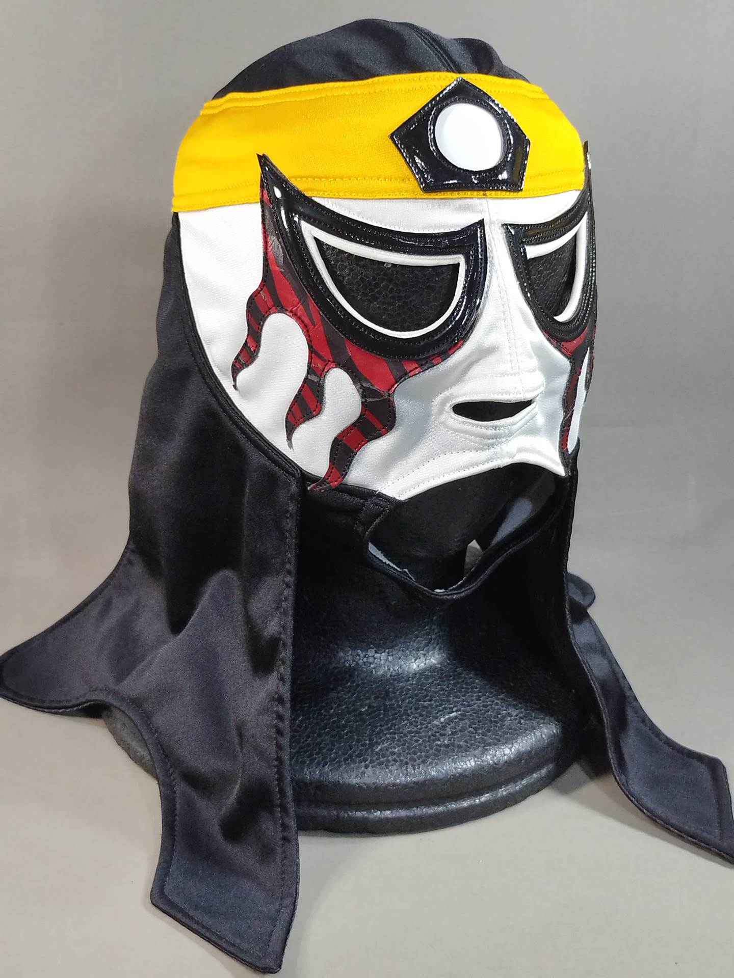 ペンタゴン・ブラック