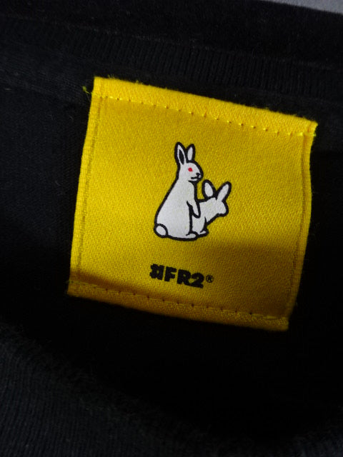 UNAGI SAYAKA ×FR2 Collaboration FIGHTING RABBITS T-Shirt (1) (Black)