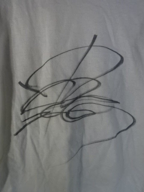 【hand signed autograph】 Shinsuke Nakamura ×Roger Mikasa "Snoopy is also cool LIVE TO GIVE" T-shirt