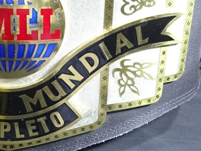 ★ worn by him !! ★ CMLL World Heavyweight Championship Belt