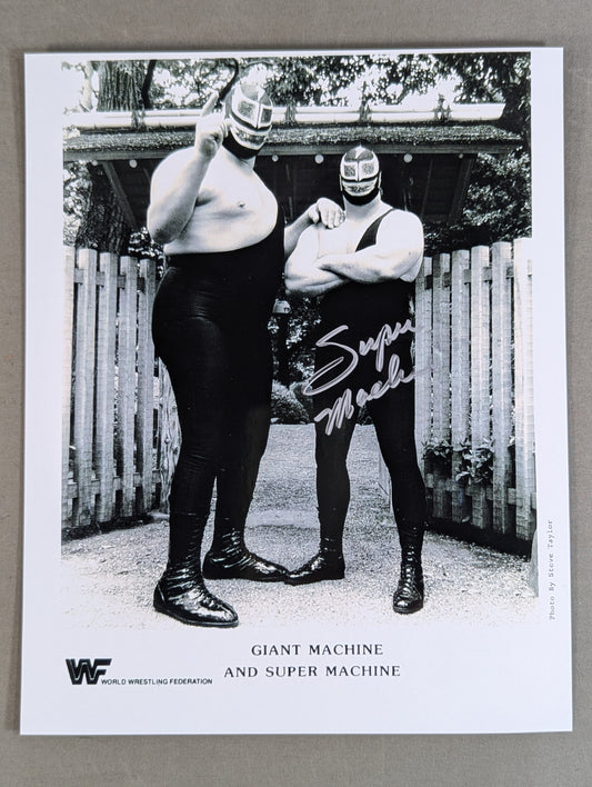 スーパー・マシン 直筆サイン入り WWF 白黒ポートレート