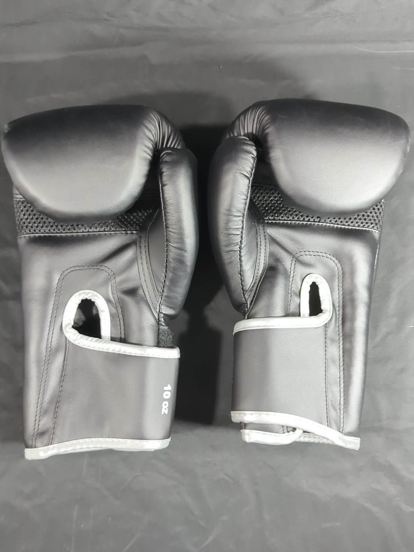 【Mikuru Asakura hand signed autograph 】Made by SMARTY Punching Gloves