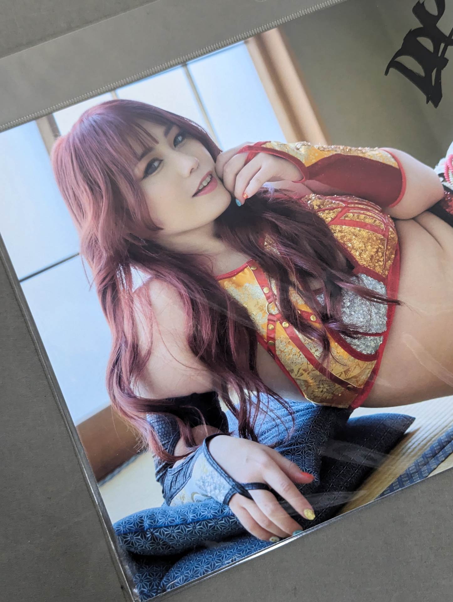 Maika SPG Lying Pro-Photo