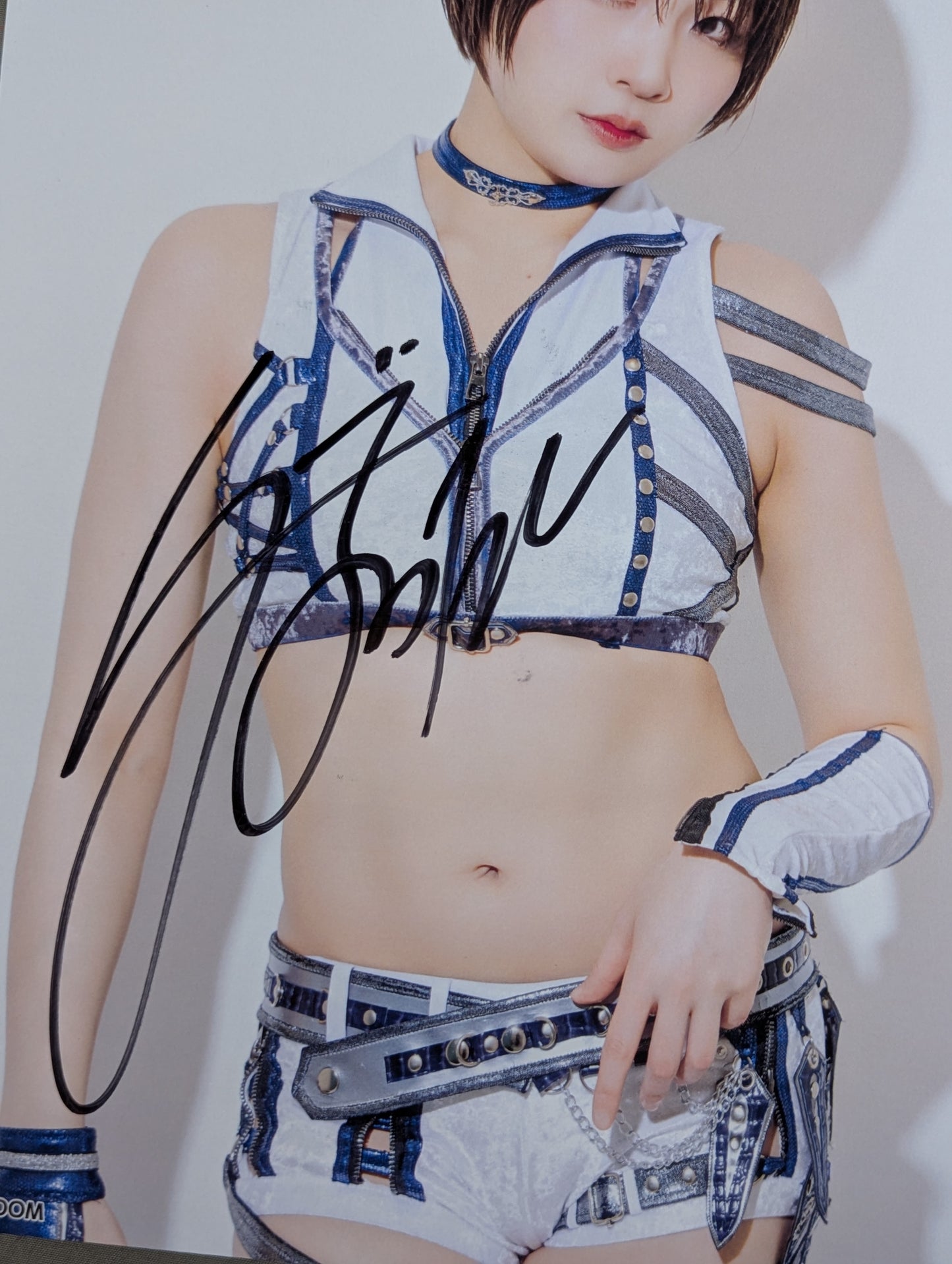 安納サオリ 直筆サイン入り スターダムポートレート(C-5)