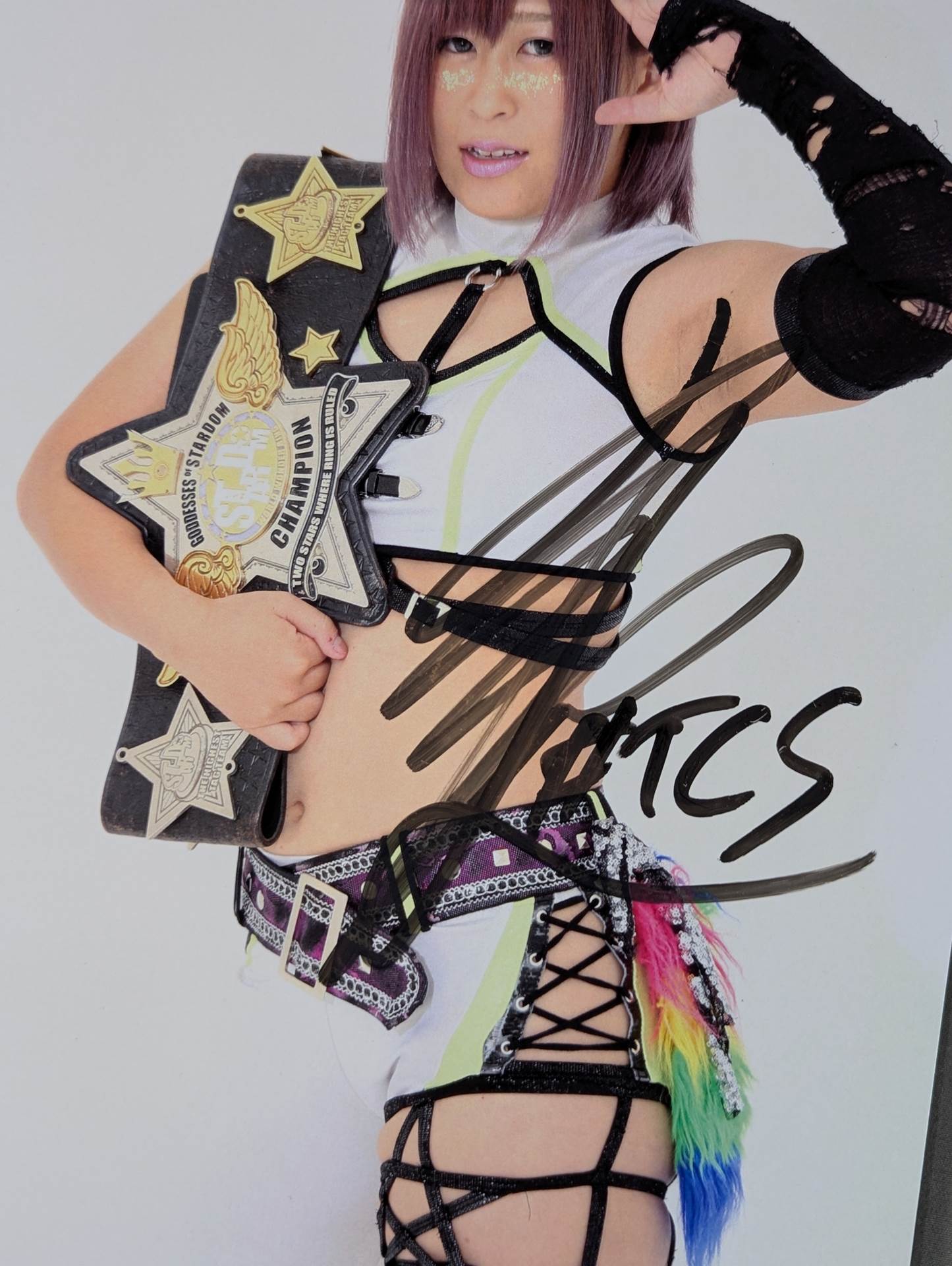 小波 直筆サイン入り スターダム ポートレート(F-6)