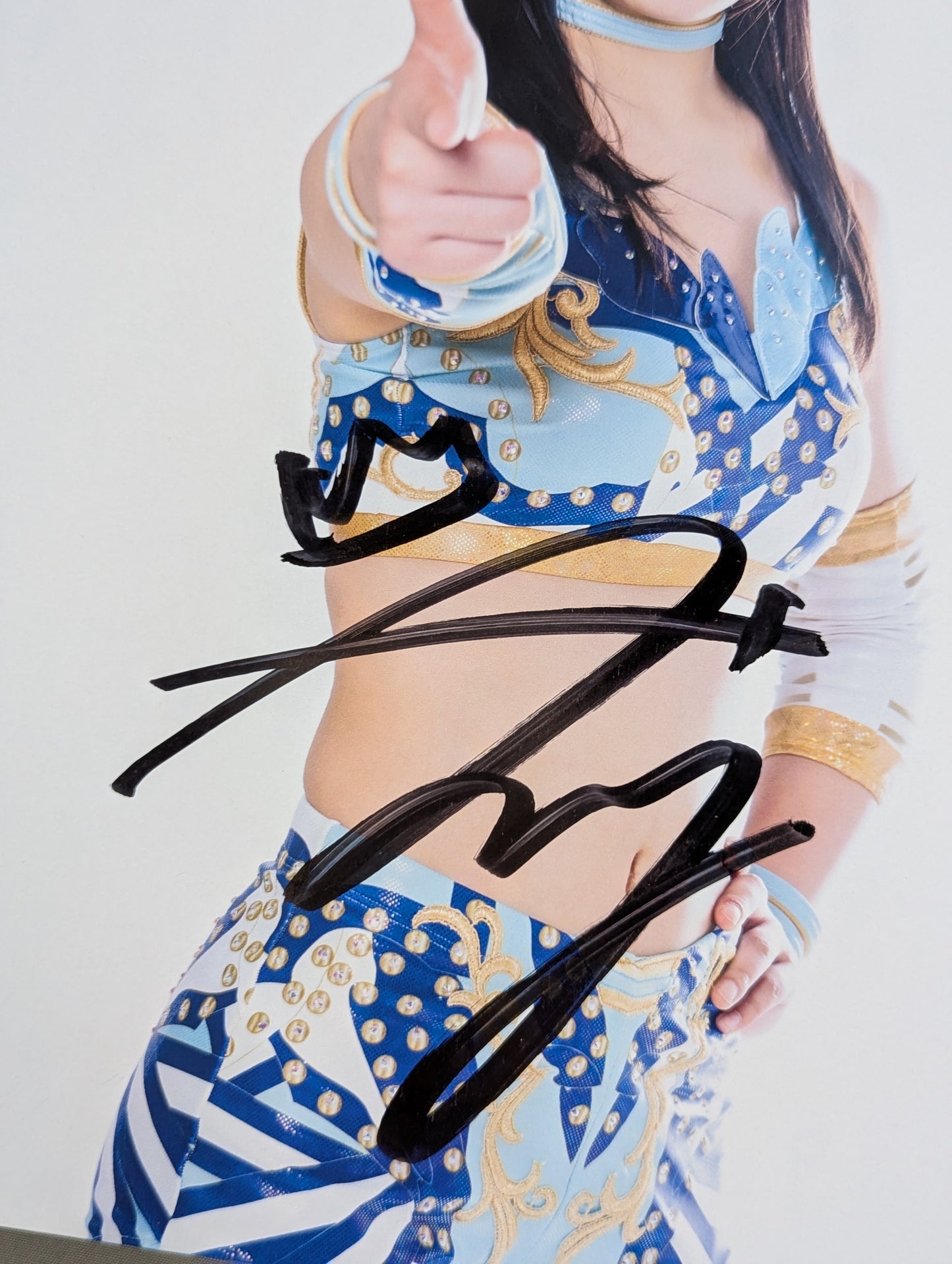 Miyu Amasaki hand signed autograph Starda Pro-Photo (J-1)