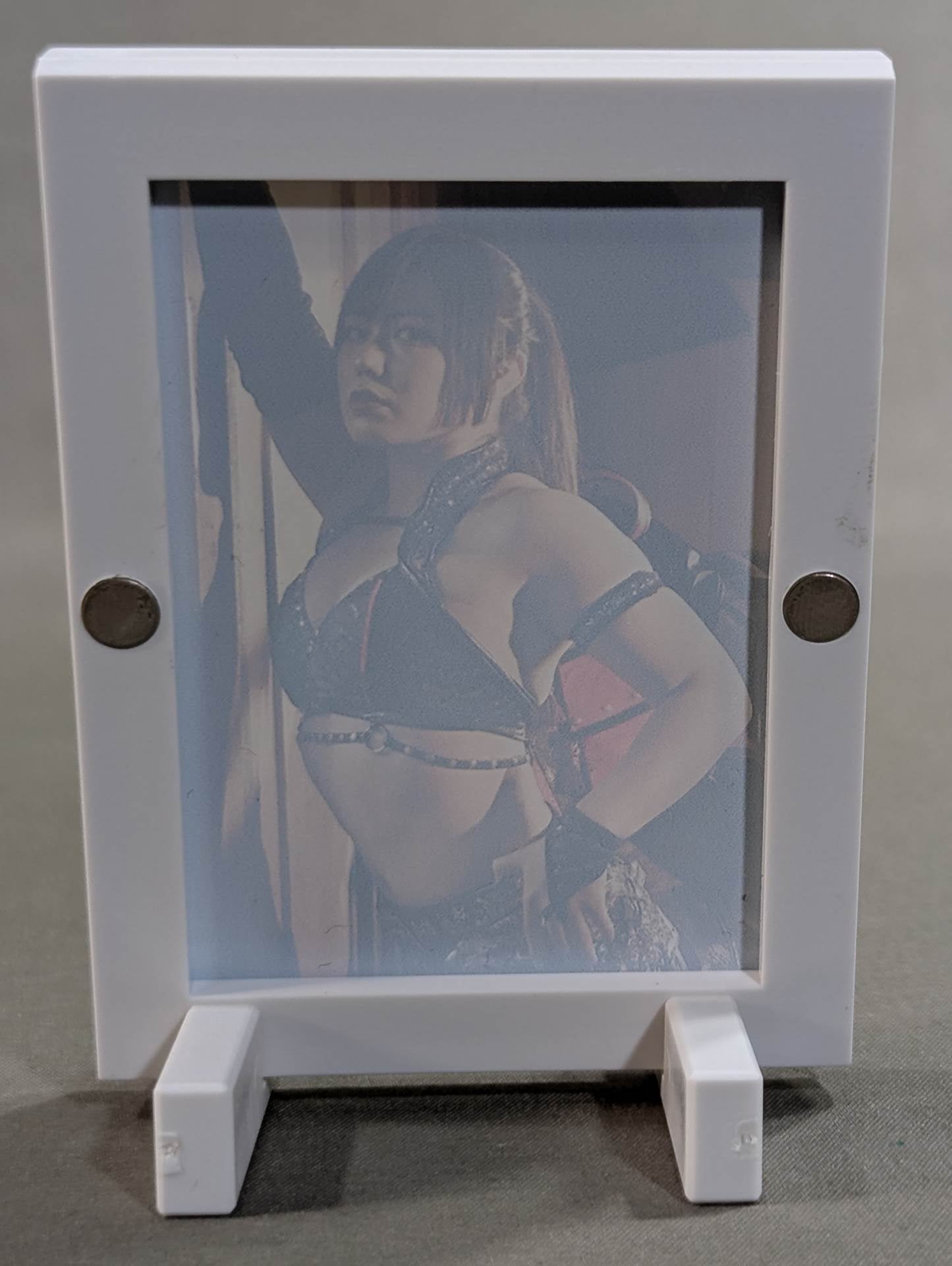 Maika Pro-Photo Frame Magnet