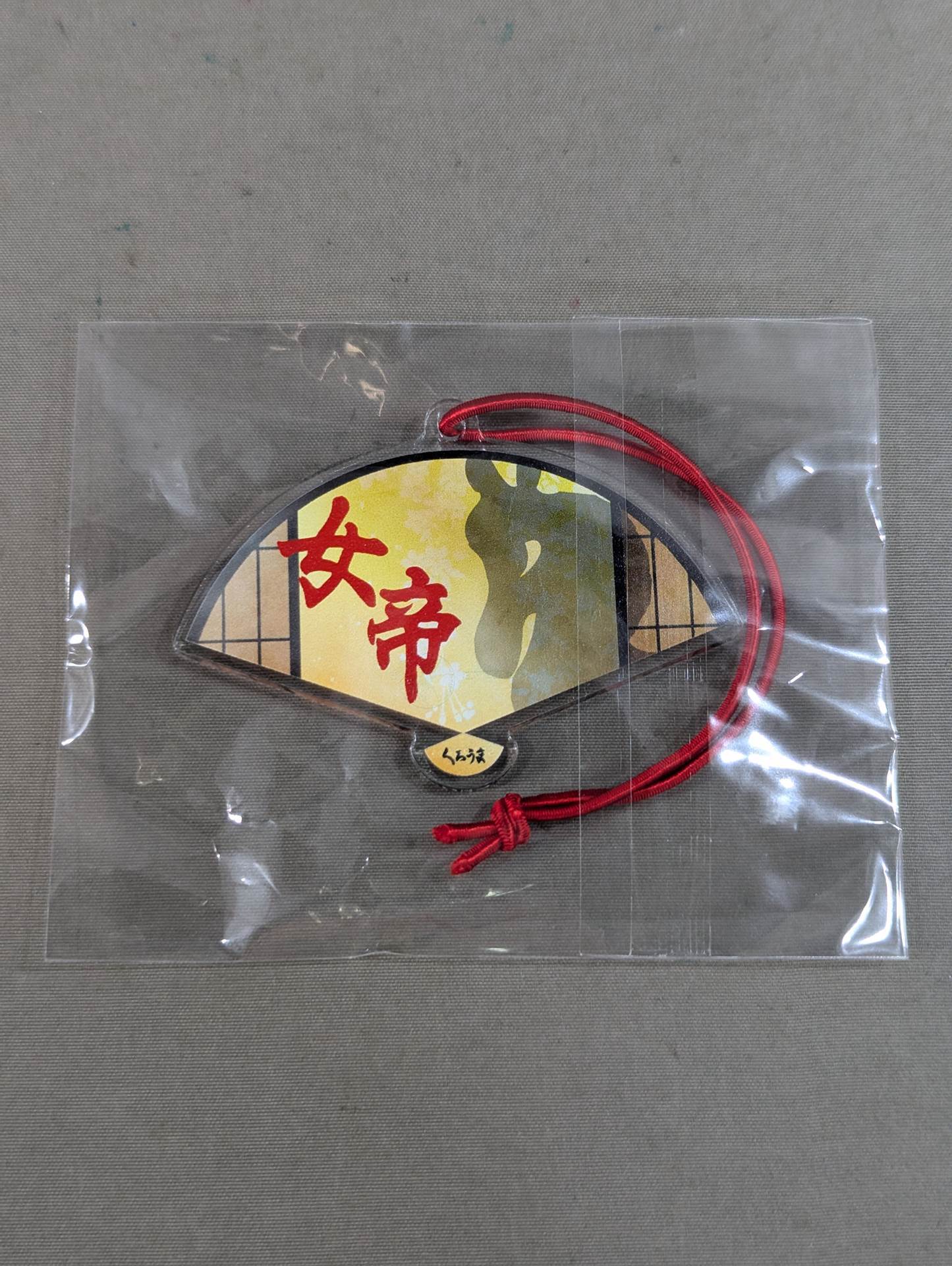 Maika Empress Sensu (Folding fan) Mold Bottle Neck Holder(1)