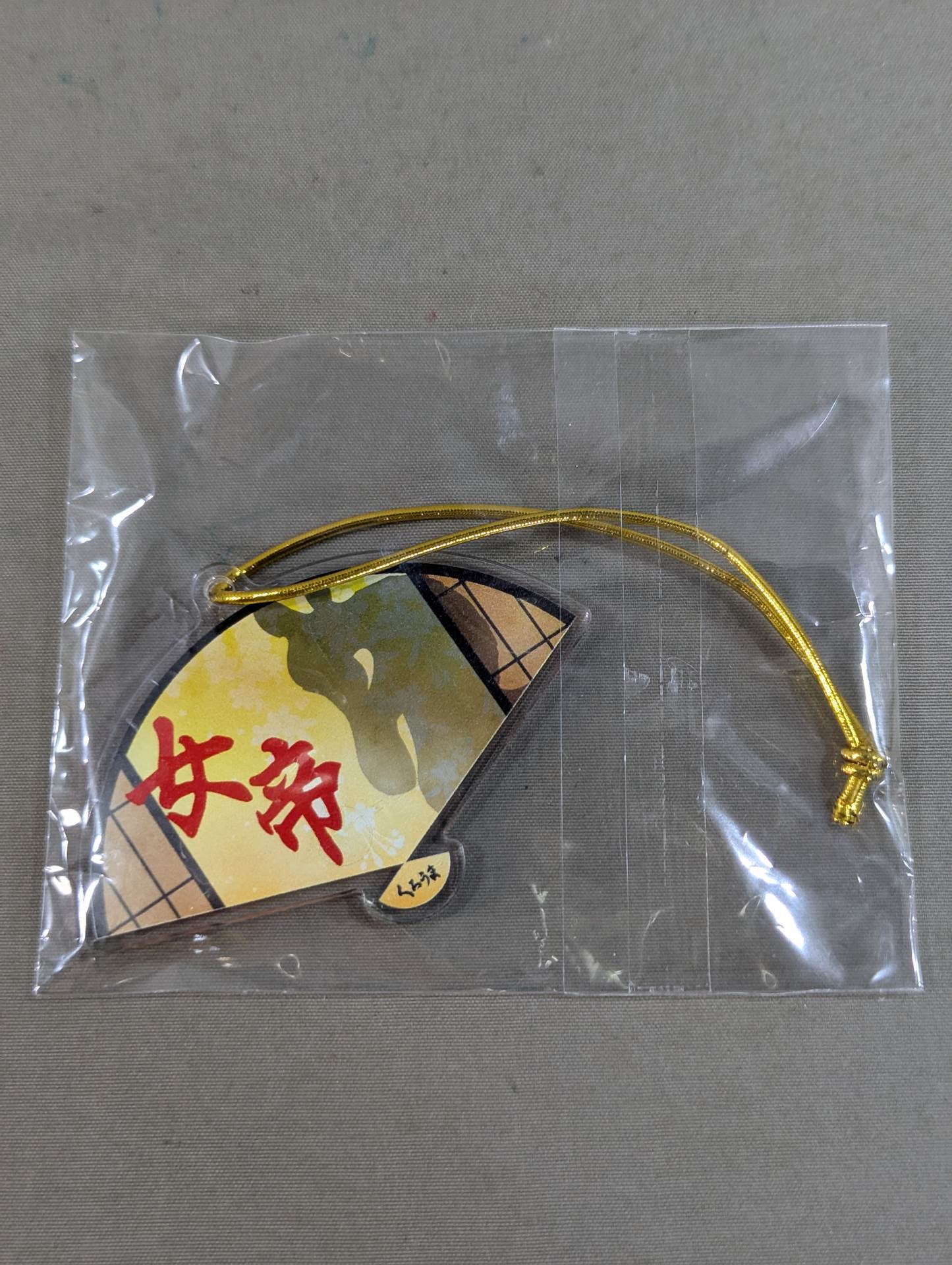 Maika Empress Sensu (Folding fan) Mold Bottle Neck Holder(2)