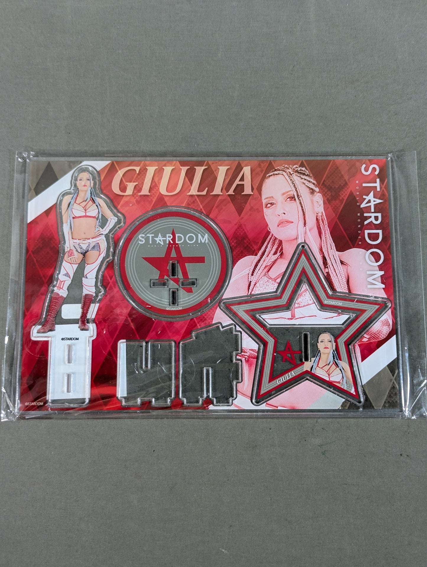 Giulia Floating Acrylic Stand