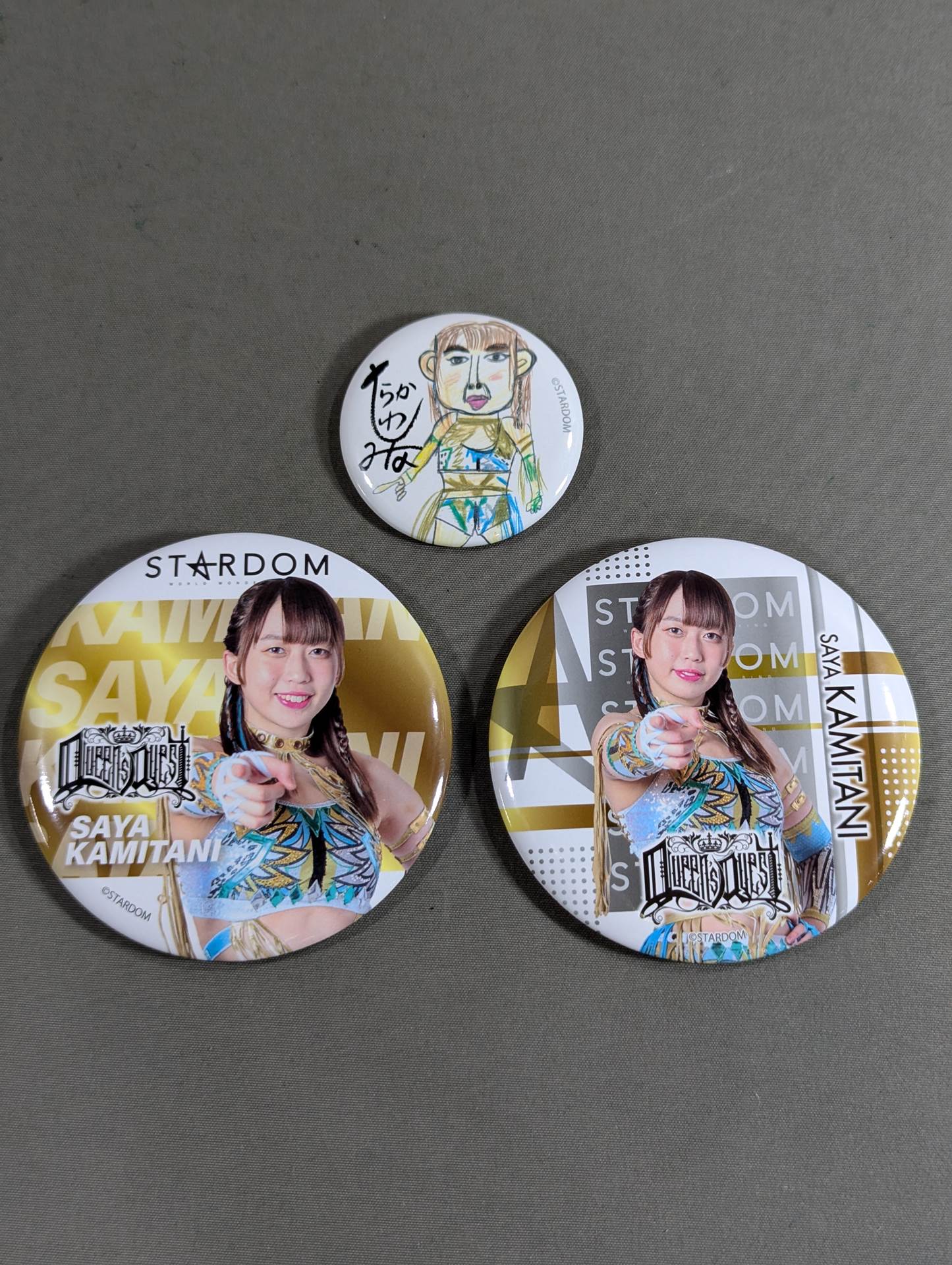 ★Phenex Queen★ Saya Kamitani PinBack button sets(3)