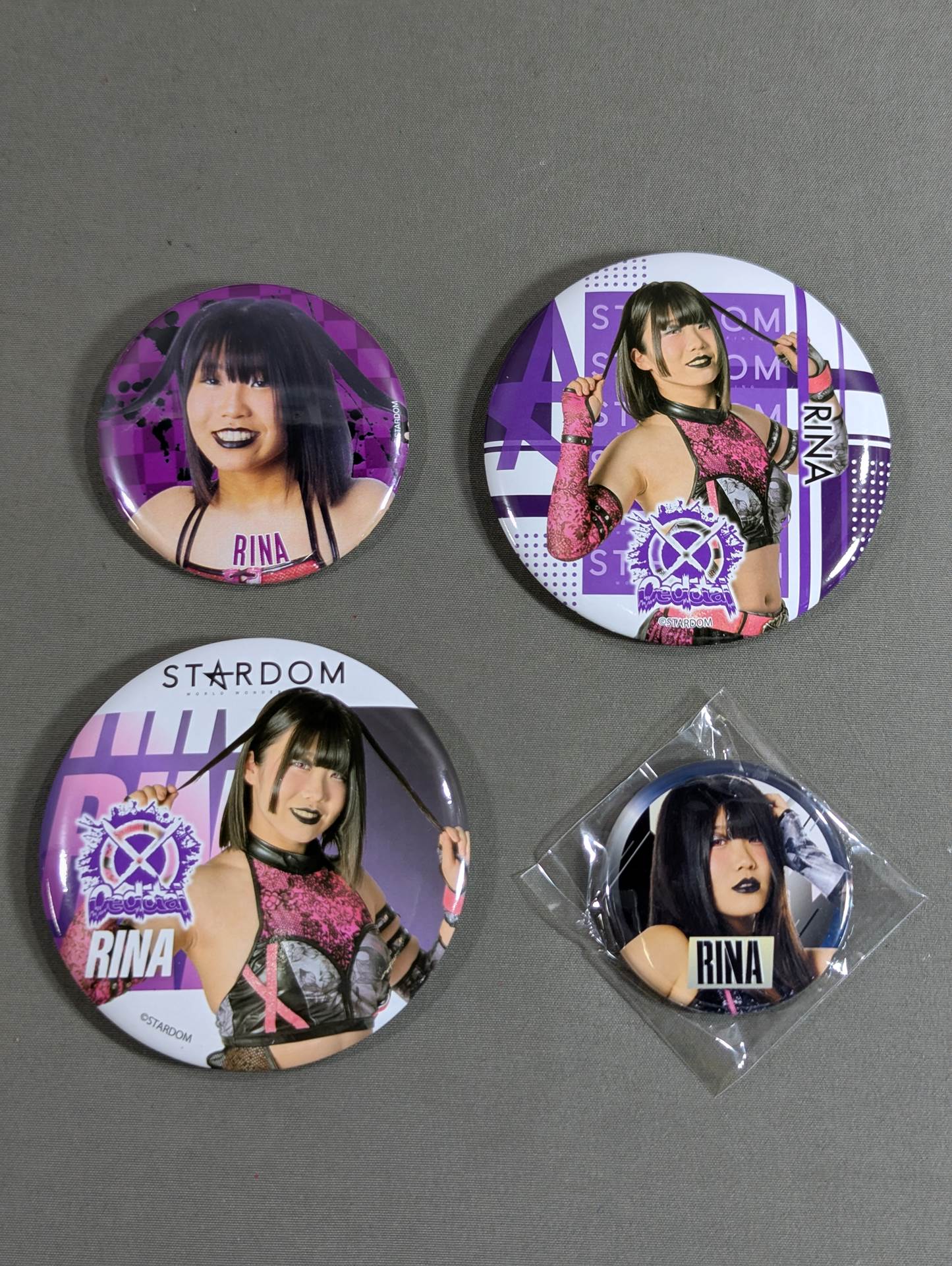 ★Pink♥Devil★ RINA PinBack button Sets(3)