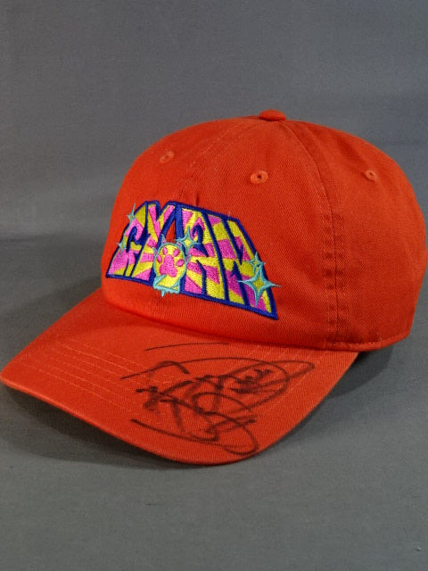 直筆サイン入り】ウナギ・サヤカ「ぎゃん」 キャップ①(オレンジ) – 闘道館