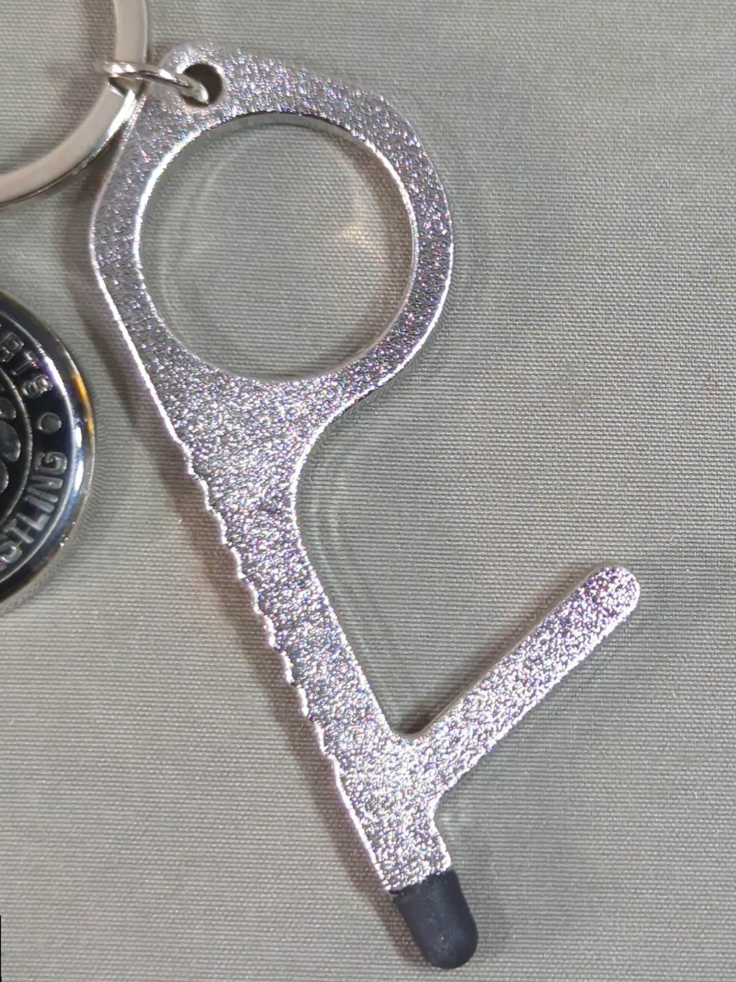 新日本プロレス ライオンマーク タッチレスキーチェーン