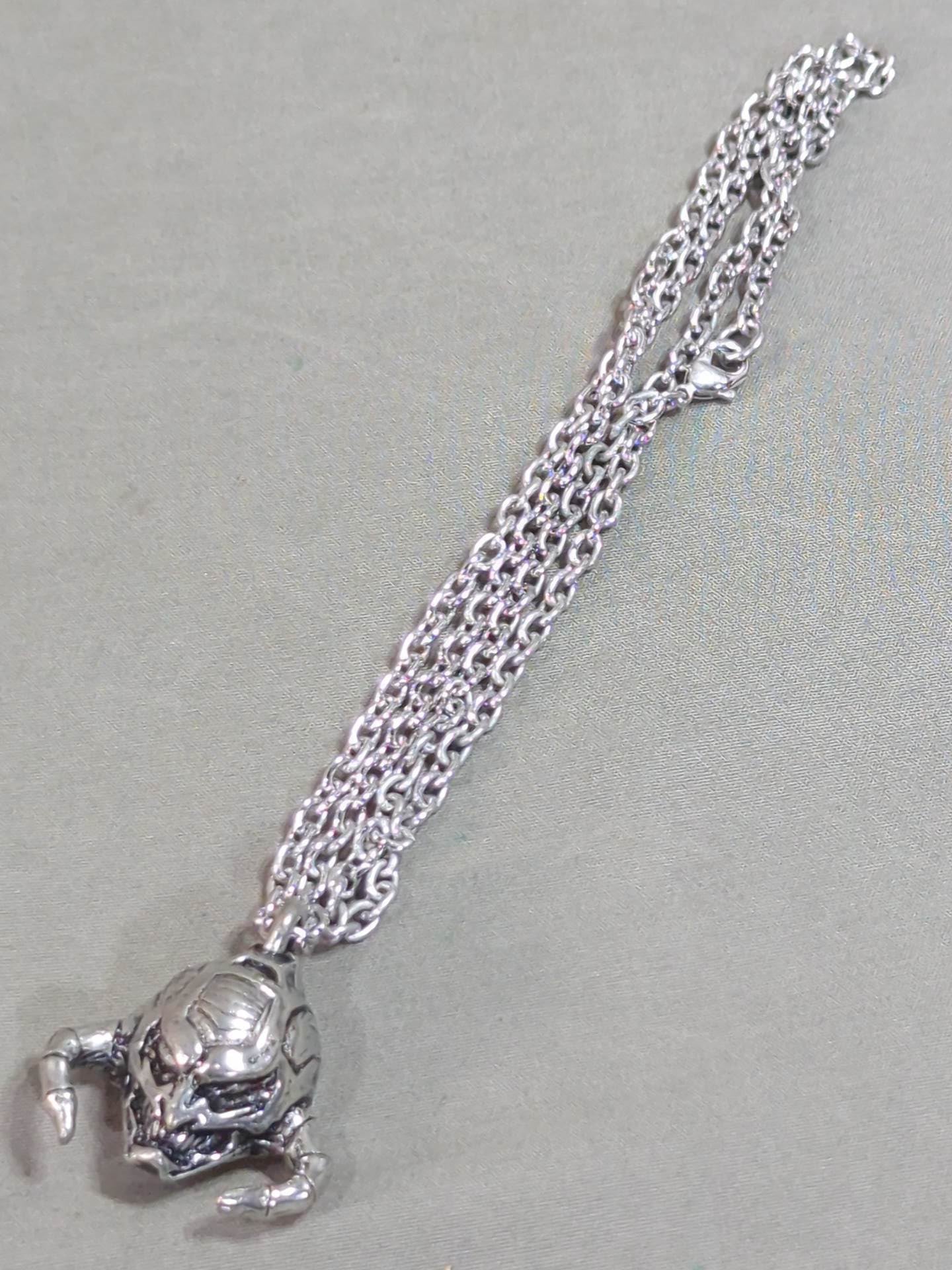 Great Muta Necklace (Alien Type)