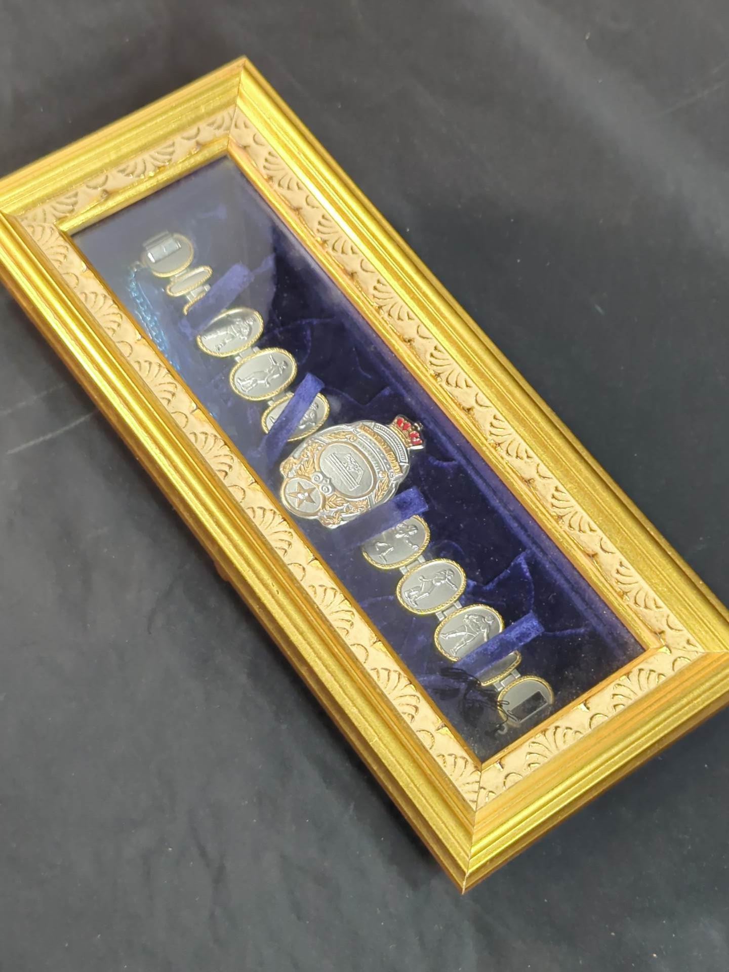 力道山 インターナショナルベルト型の腕時計