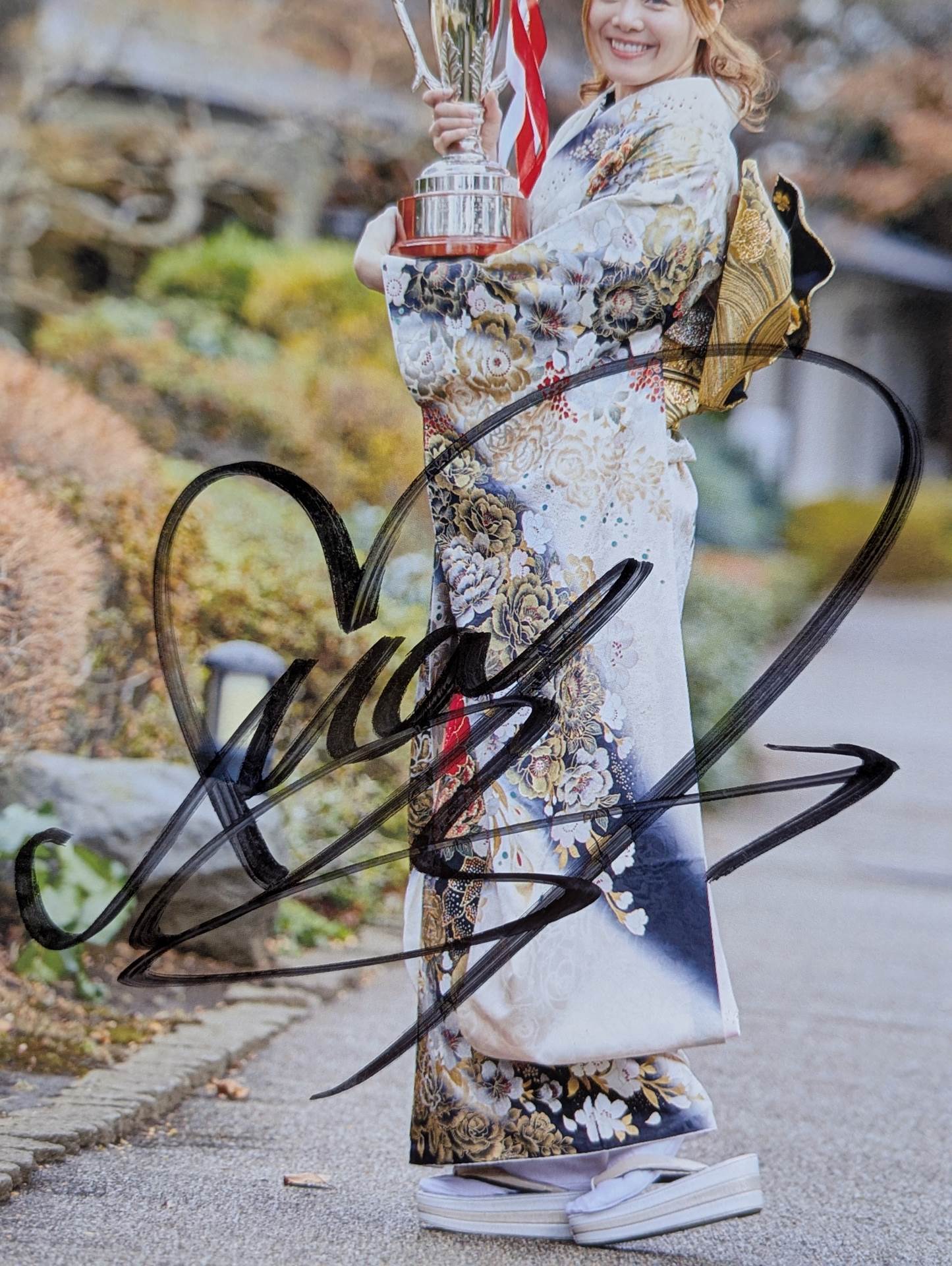 ★IWGP★ Mayu Iwatani hand signed autograph Stardom Pro-Photo (B-6)