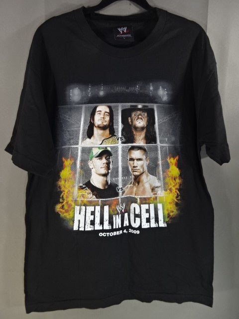 HELL IN A CELL 2009 ピクチャーTシャツ(WWE(2007) / ブラック) – 闘道館
