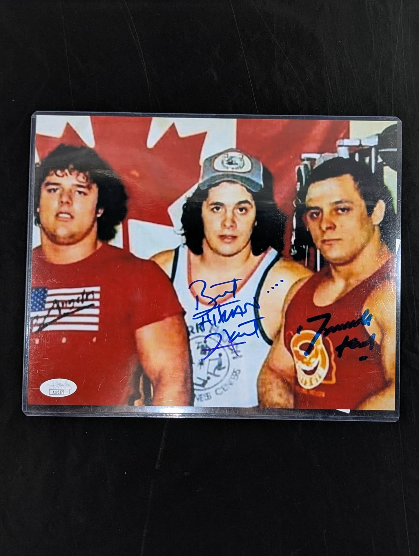 ダイナマイト・キッド&“ヒットマン”ブレット・ハート 直筆Wサイン入り ポートレート④