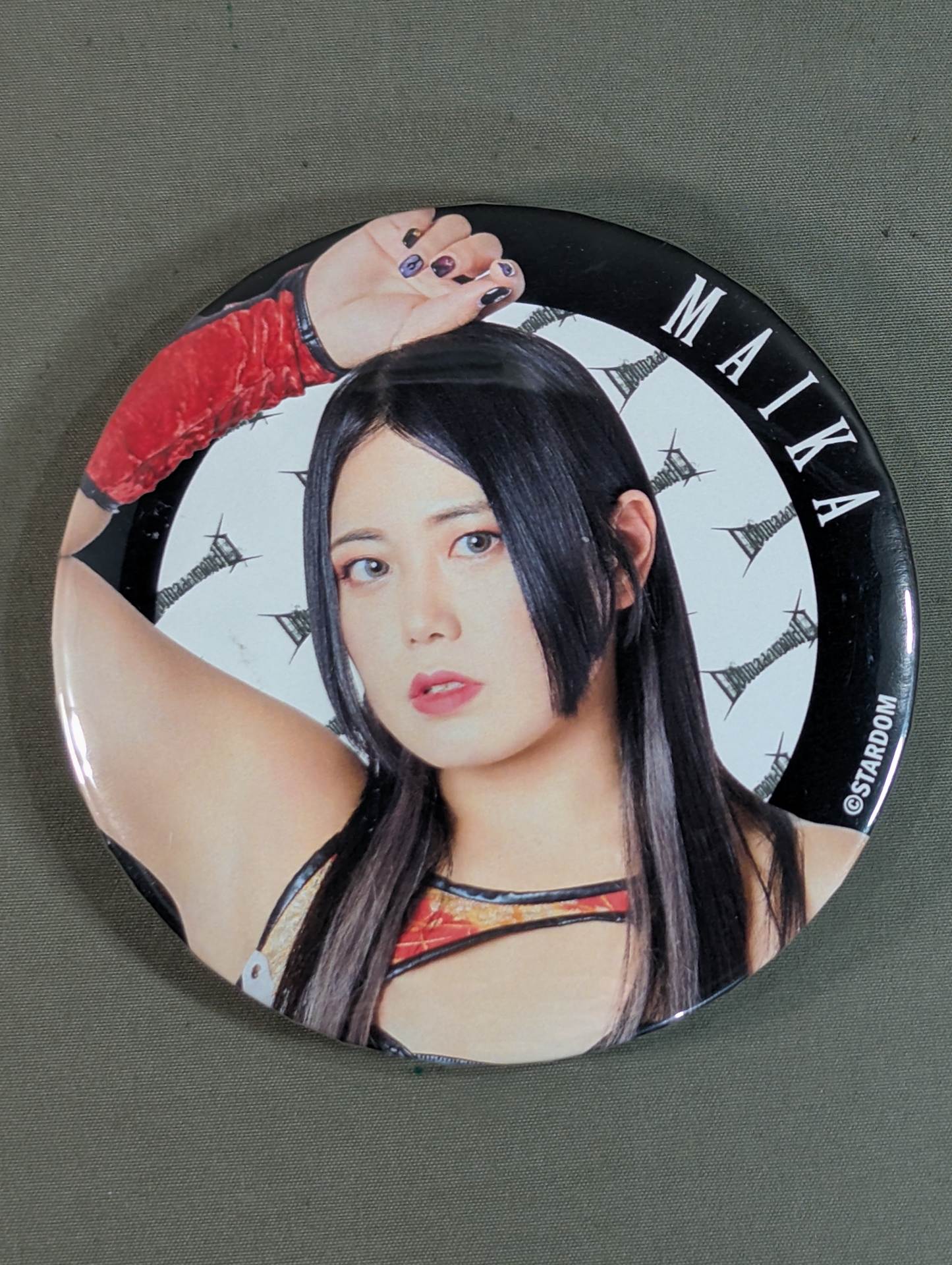 Maika Stardom Trading BIG PinBack button 2023