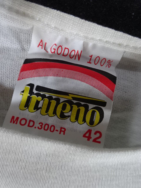 【hand signed autograph】 Leather Face Illustration T-Shirt (2)(W★ING / White)