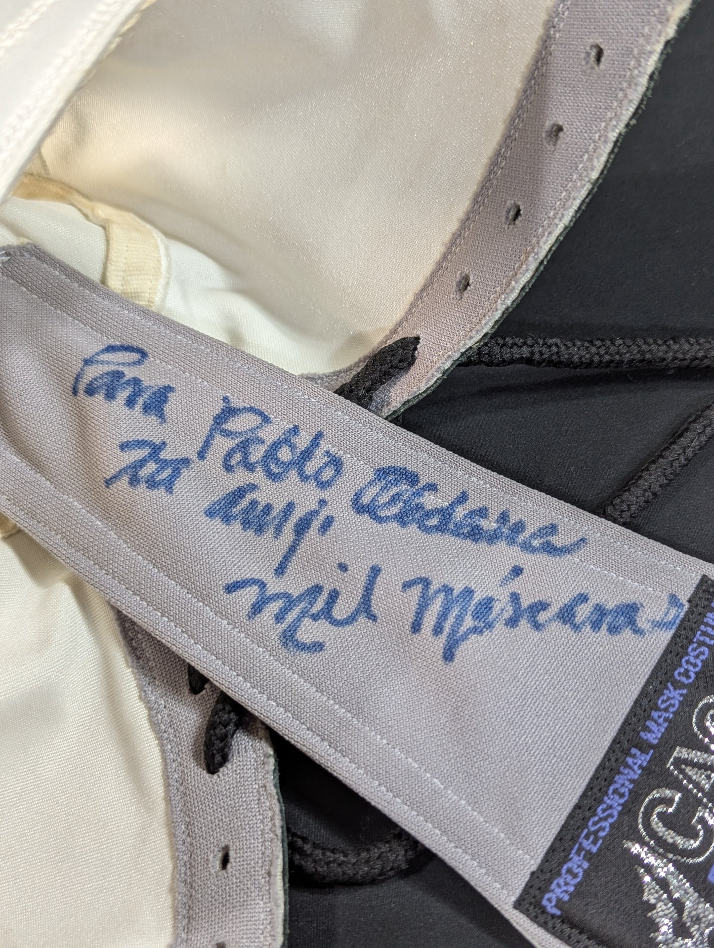 ★Mil Mascaras 2008 worn by him ★