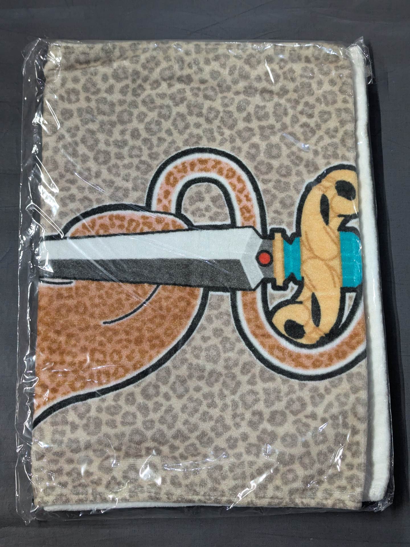 Queen's Quest Sports Towel