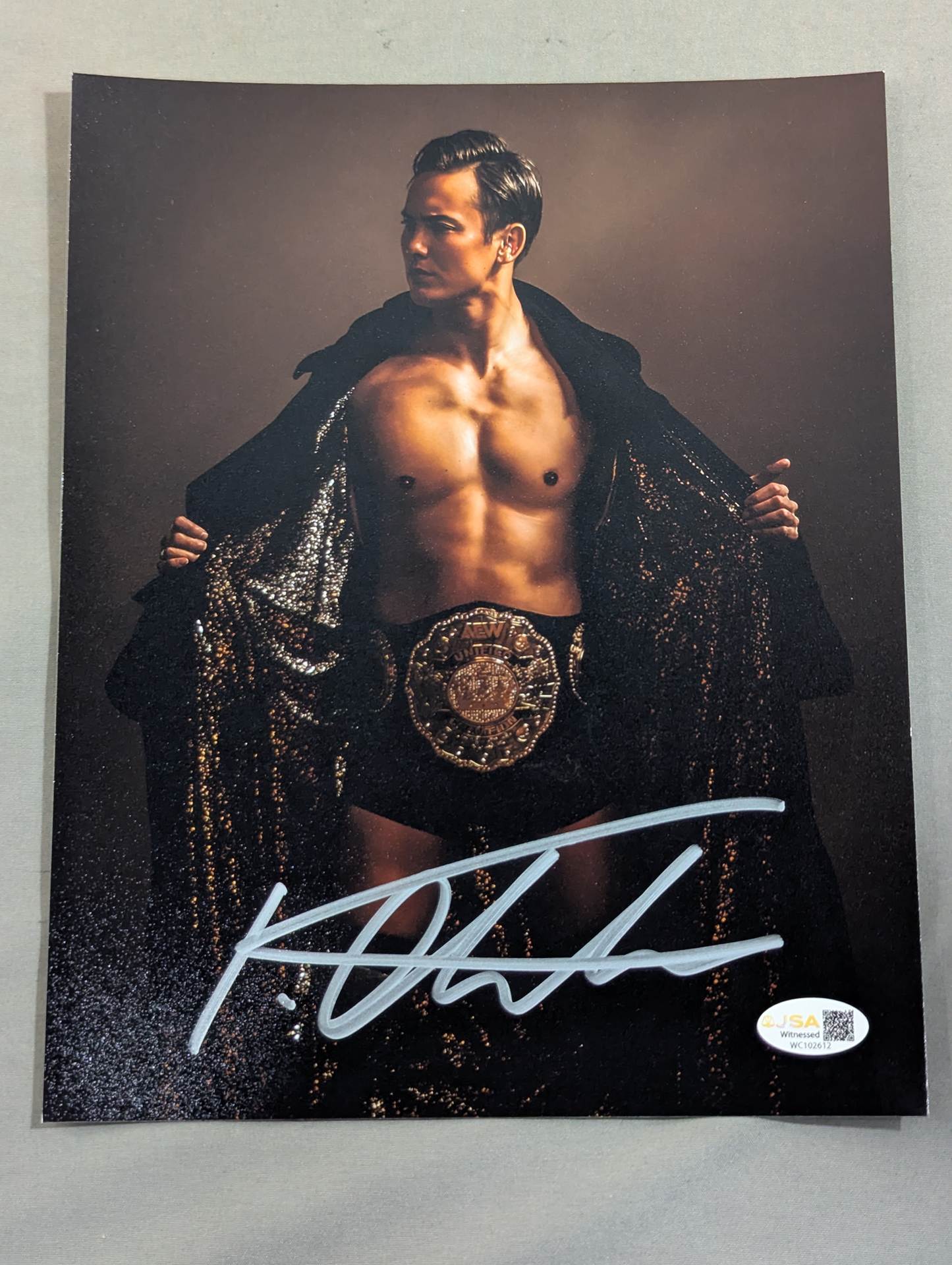 ☆AEW王者☆ オカダ・カズチカ 直筆サイン入り ポートレート(JSA証明