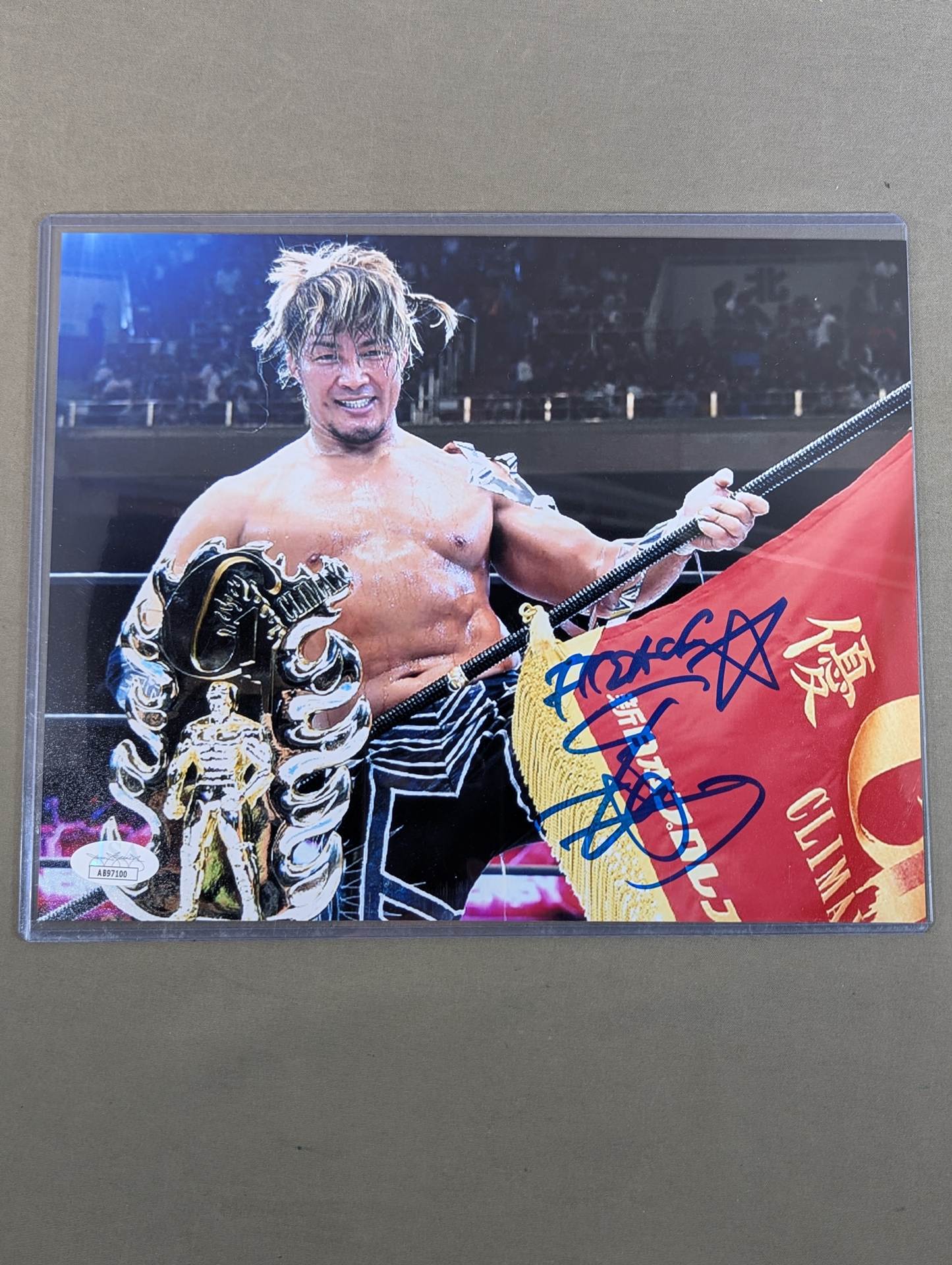 Hiroshi Tanahashi hand signed autograph Pro-Photo (JSA Certification) (1)