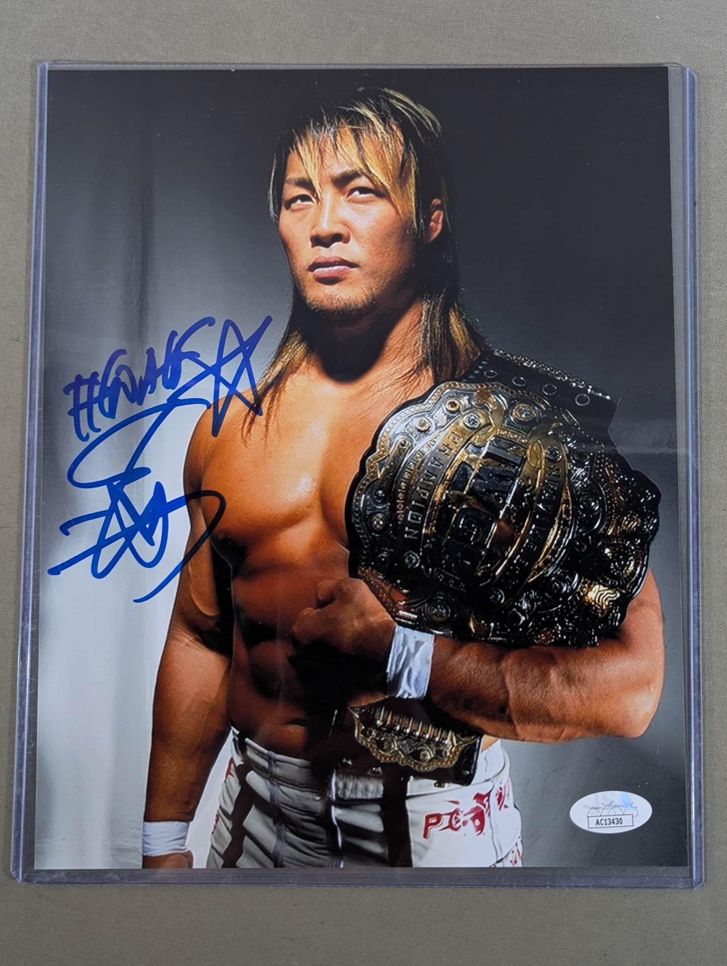 Hiroshi Tanahashi hand signed autograph Pro-Photo (JSA Certification) (2)