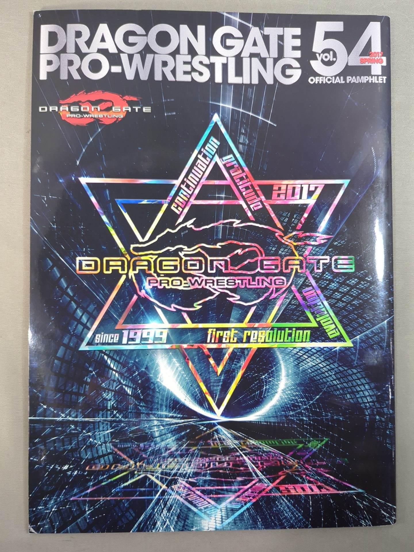 [2 fighters hand signed autograph 】2017 DRAGON GATE OFFICIAL PAMPHLET Vol.54