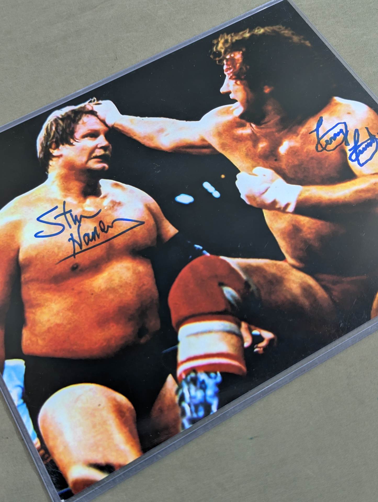 スタン・ハンセン直筆サイン入りフィギュア 直筆サイン入り】スタン・ハンセン ☆PWF世界タッグベルト☆ – 闘道館