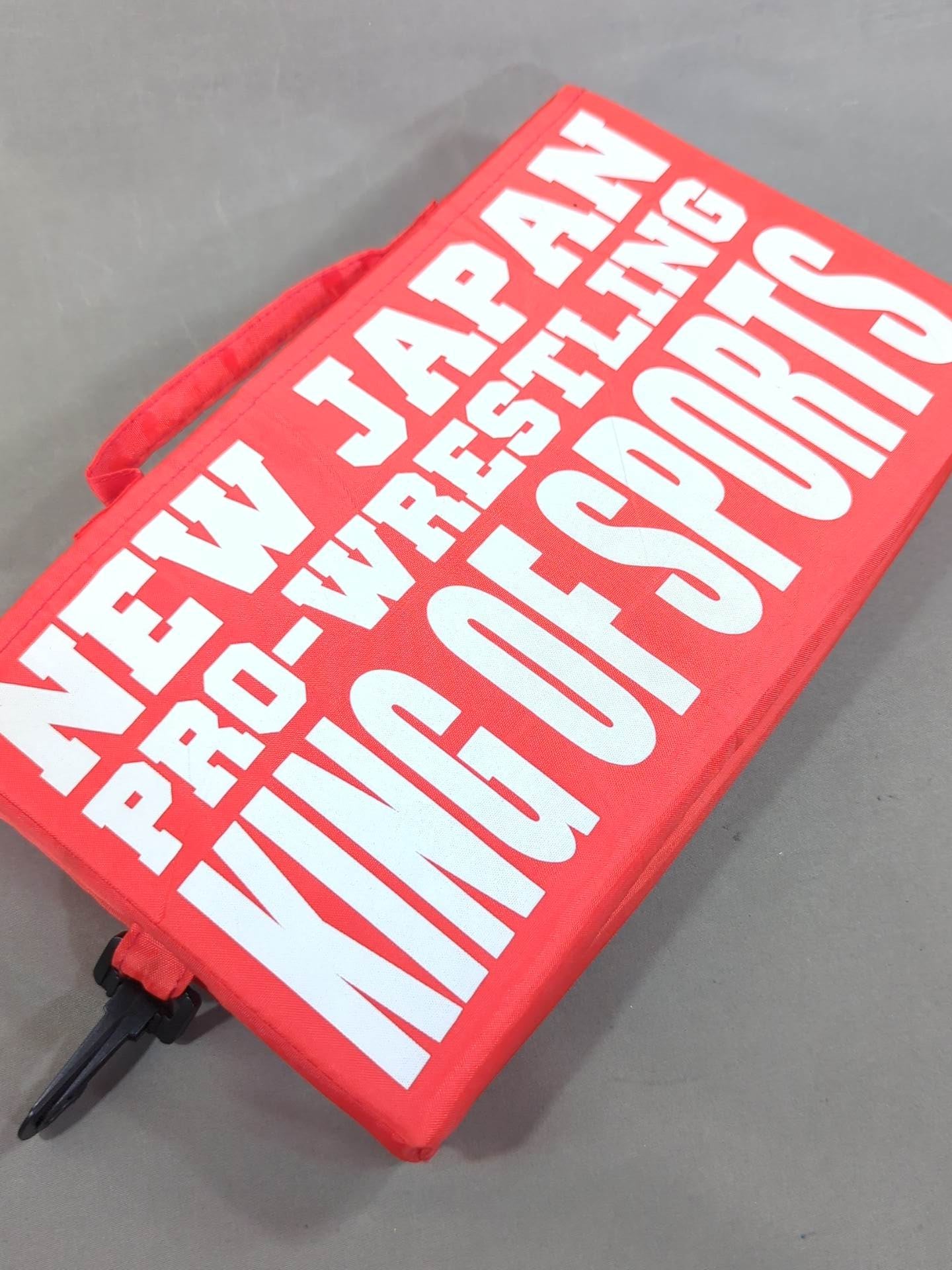 New Japan Pro Wrestling with Carabiner Lion Mark Stadium Cushion (Red× White)