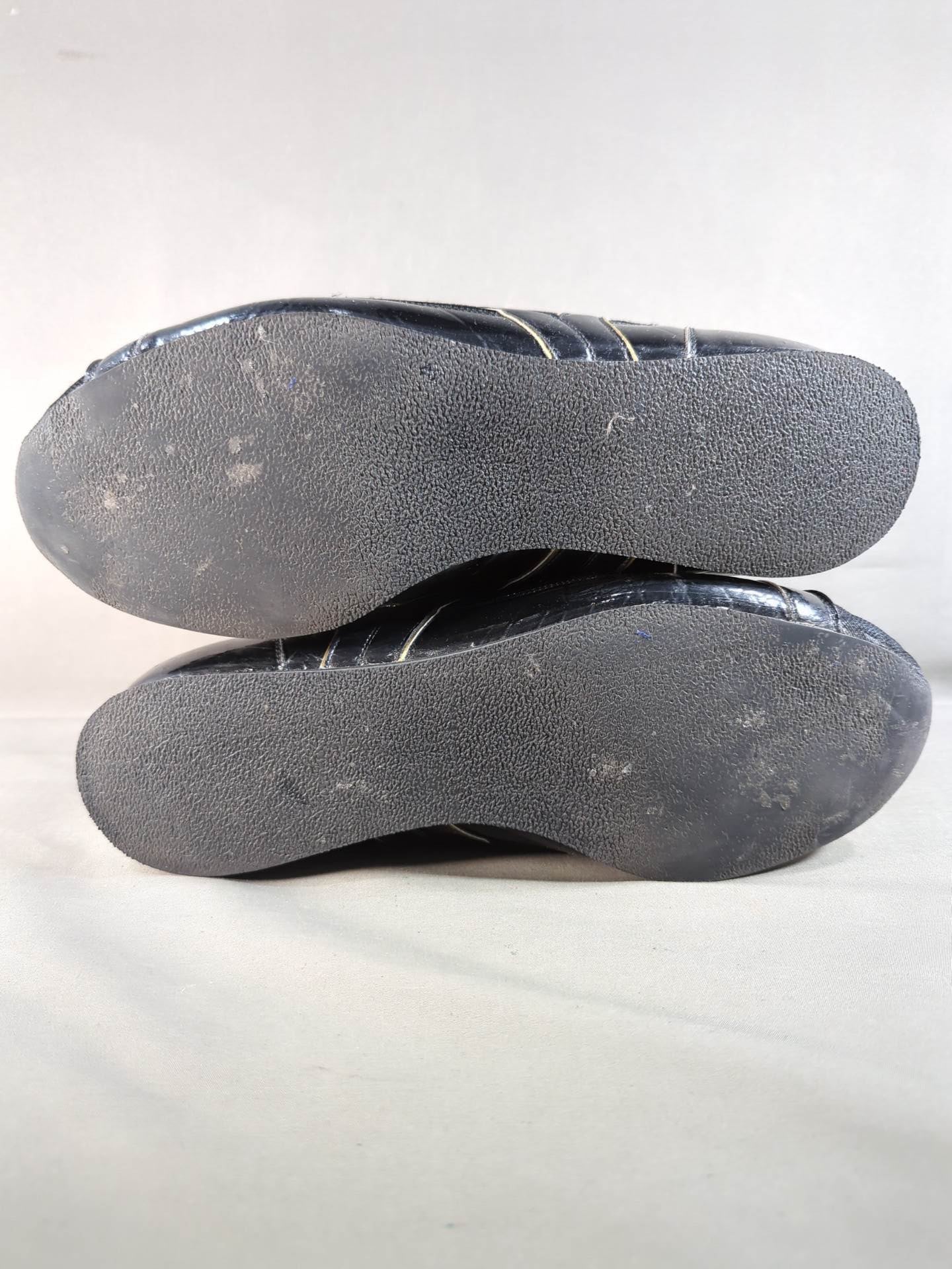 Mizuno Finisher MID Boxing Shoes