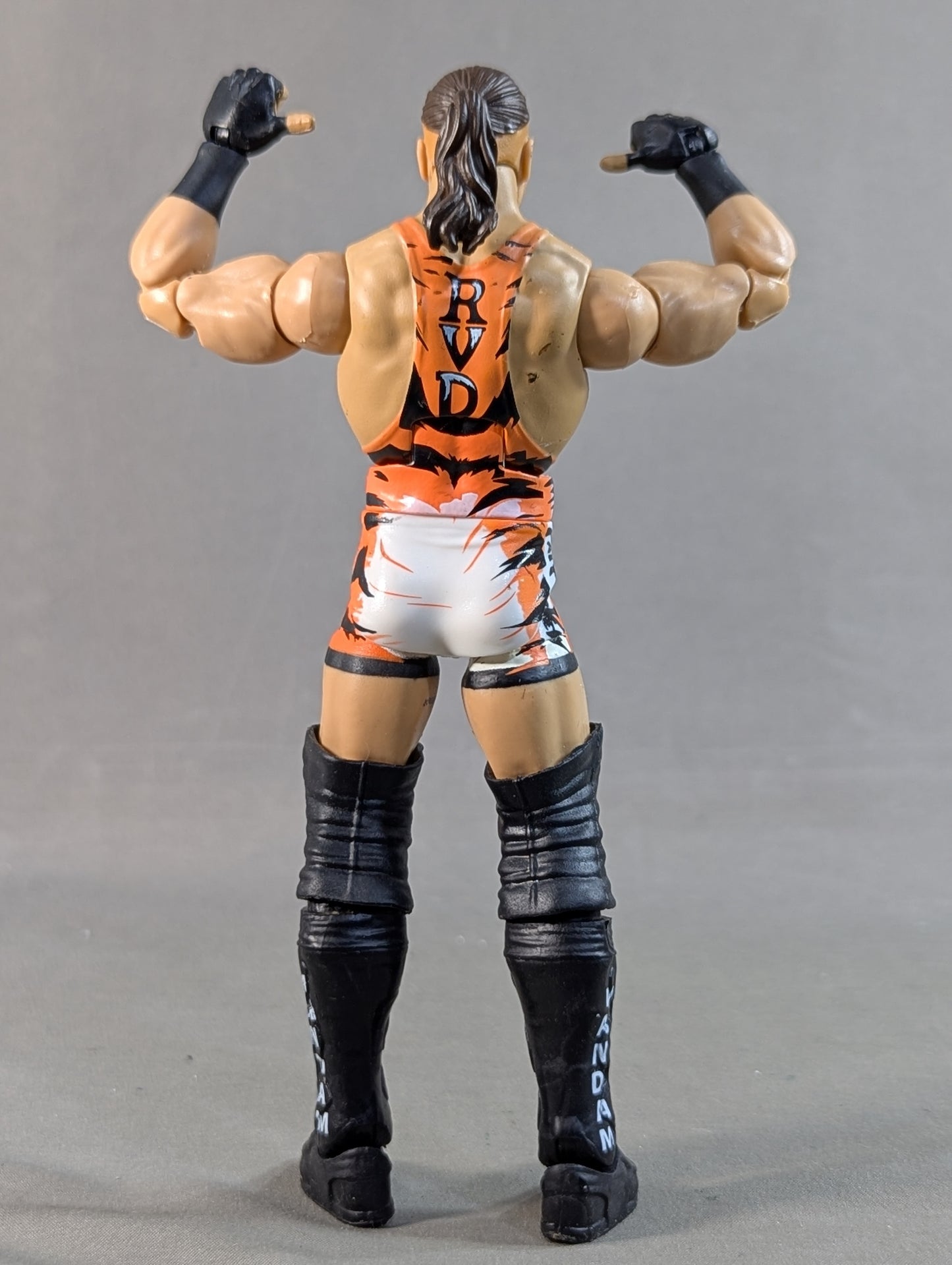 Rob Van Dam (orange× white singlet)
