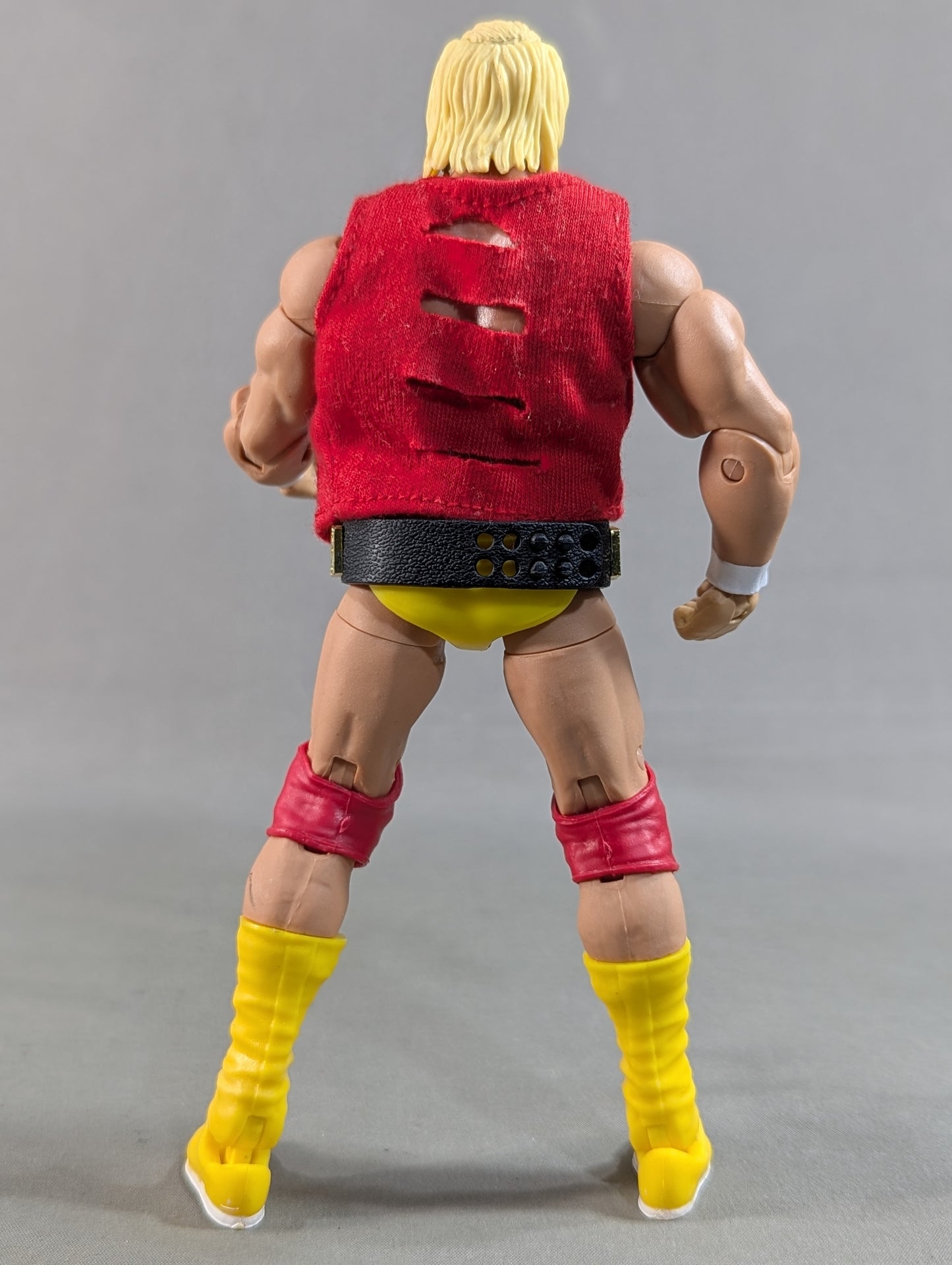 Hulk Hogan (Yellow Bandana)