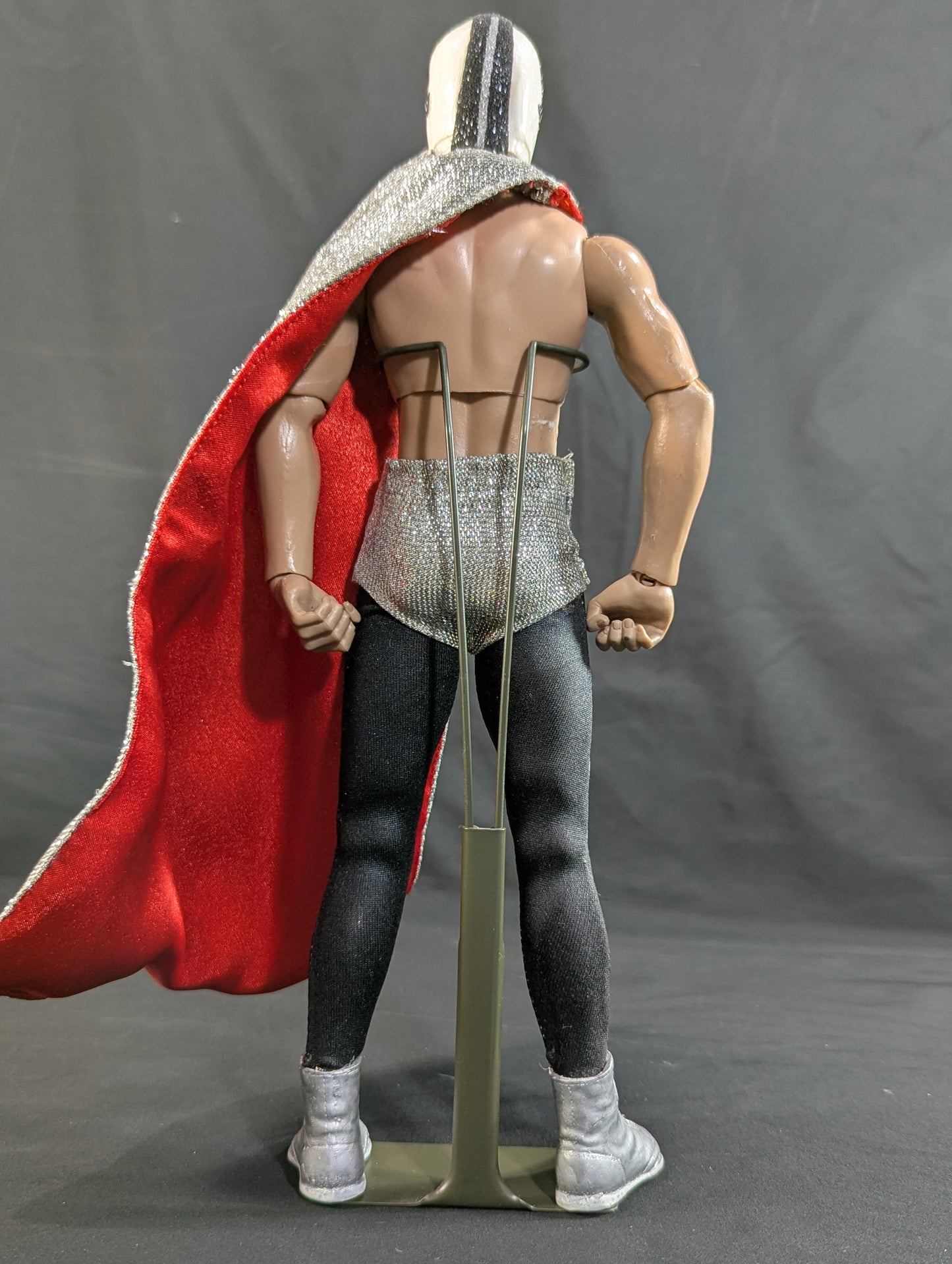 Mil Mascaras (Trade & Former Lame Mant)