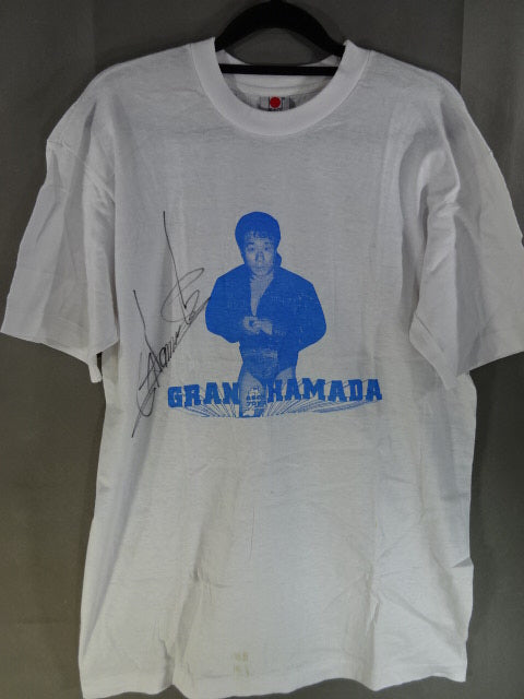 直筆サイン入り】グラン浜田 ピクチャーTシャツ①(ホワイト) – 闘道館