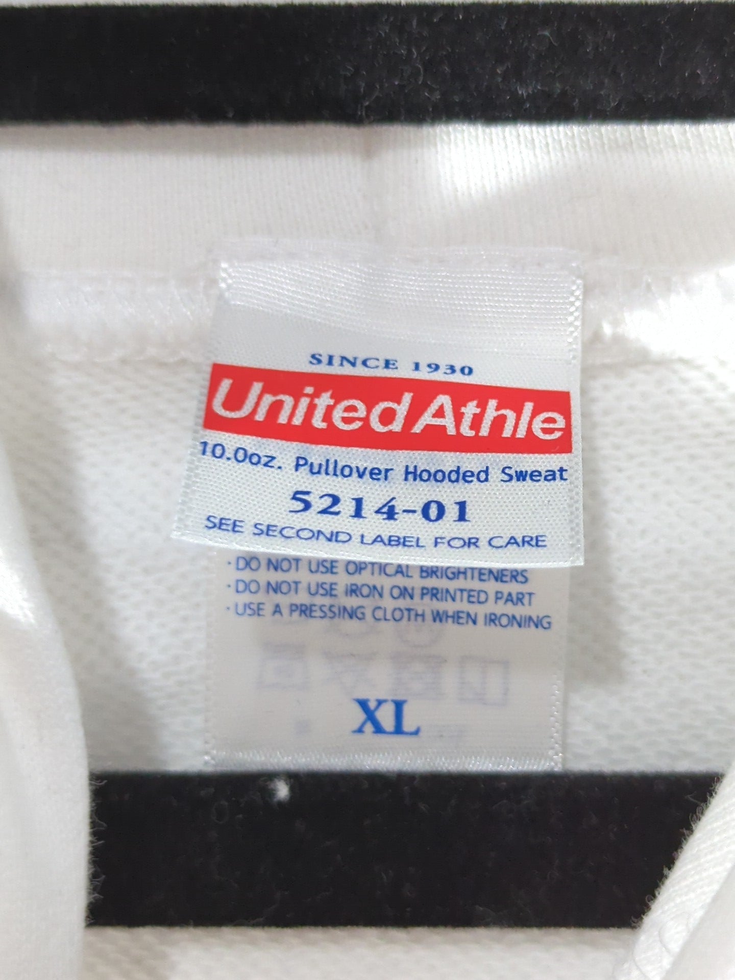 W★ING "30TH ANNIVERSARY" Pullover hoodie (Black× White)