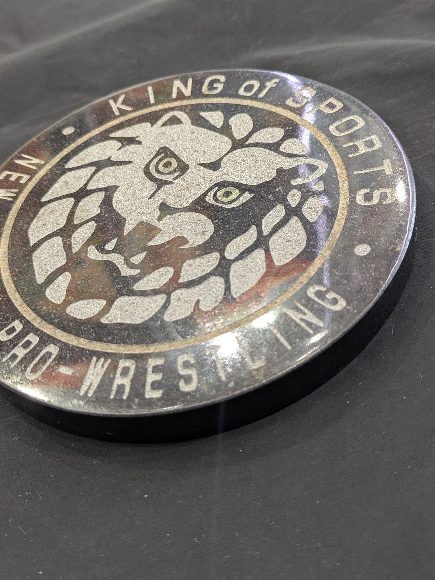 新日本プロレス ライオンマーク刻印 御影石プレート(小)