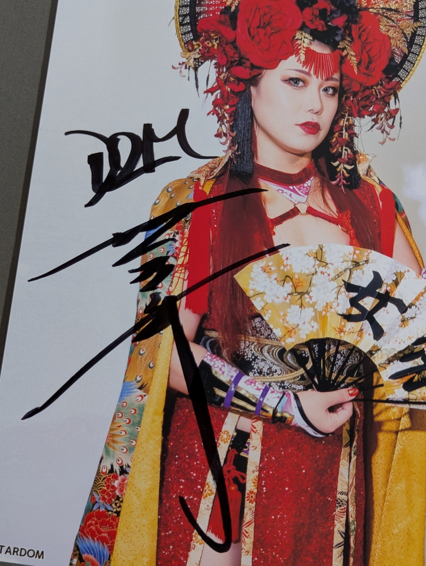 Maika hand signed autograph Starda Pro-Photo (T-4)
