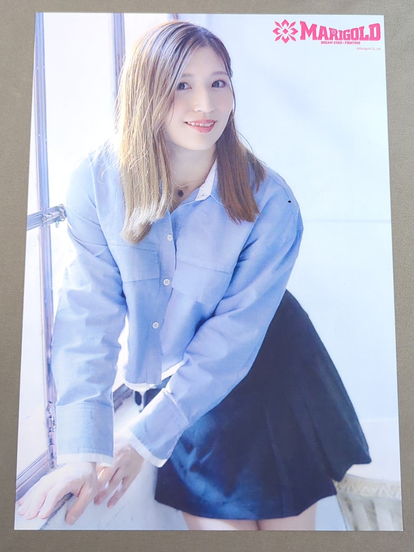 Merci hand signed autograph Pro-Photo (F-4)