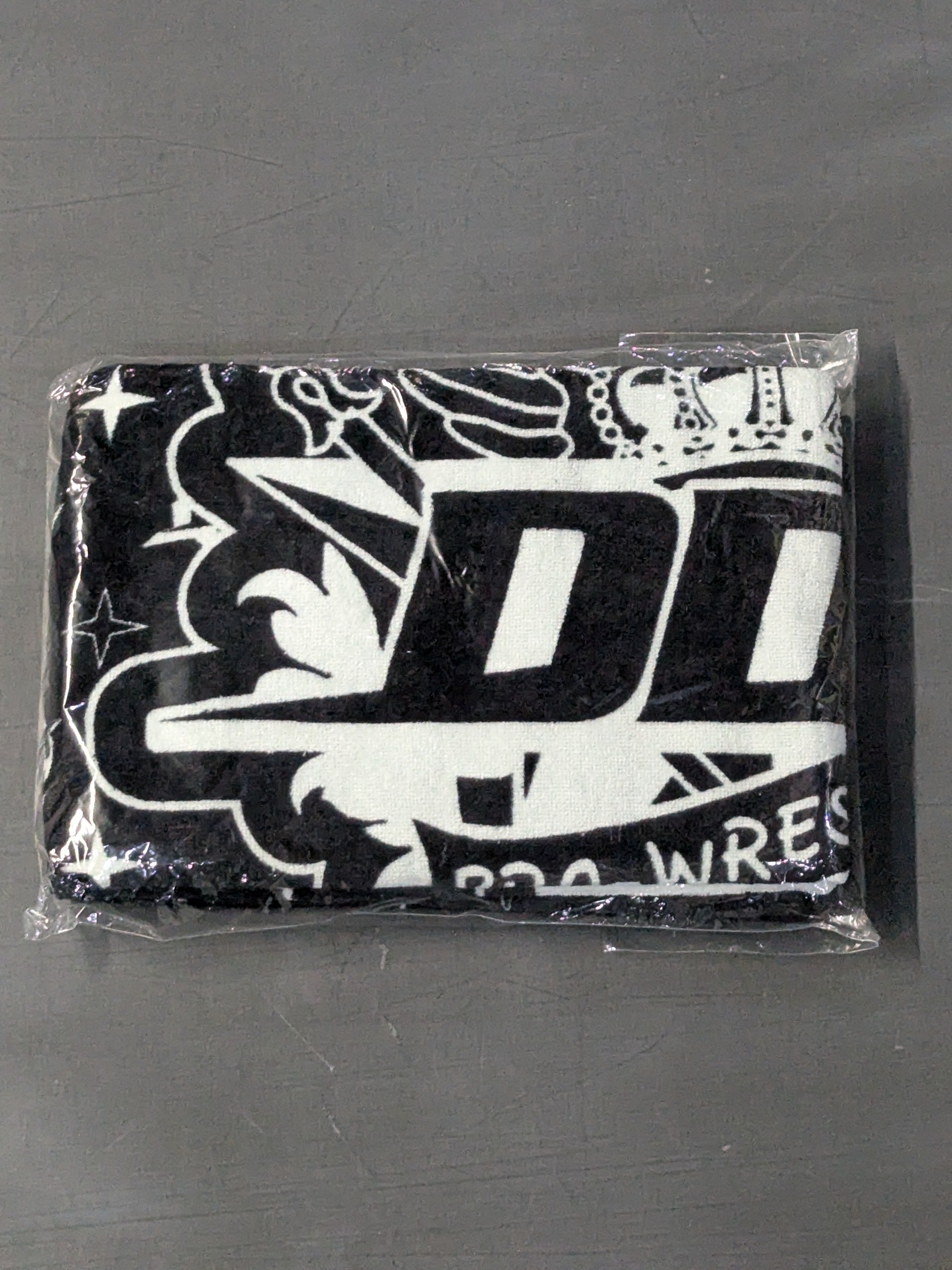 DDT ロゴ バスタオル② – 闘道館