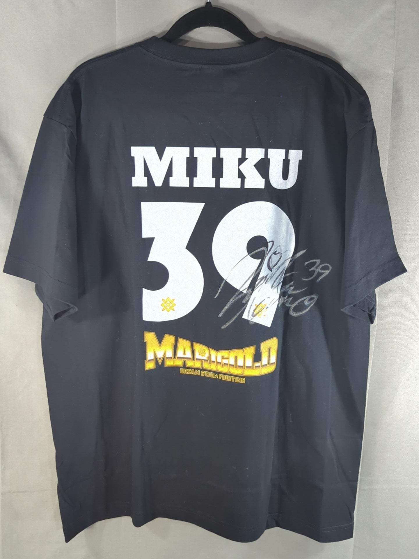 直筆サイン入り】青野未来 #39 マリーゴールド背番号 Tシャツ(ブラック
