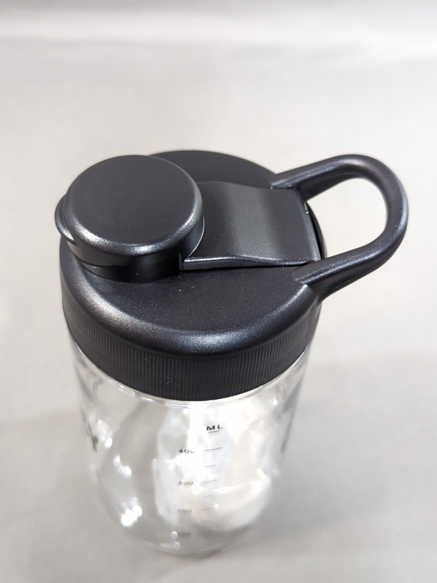 Drilla Moloney Protein Shaker & Concurso Visual Towel Set
