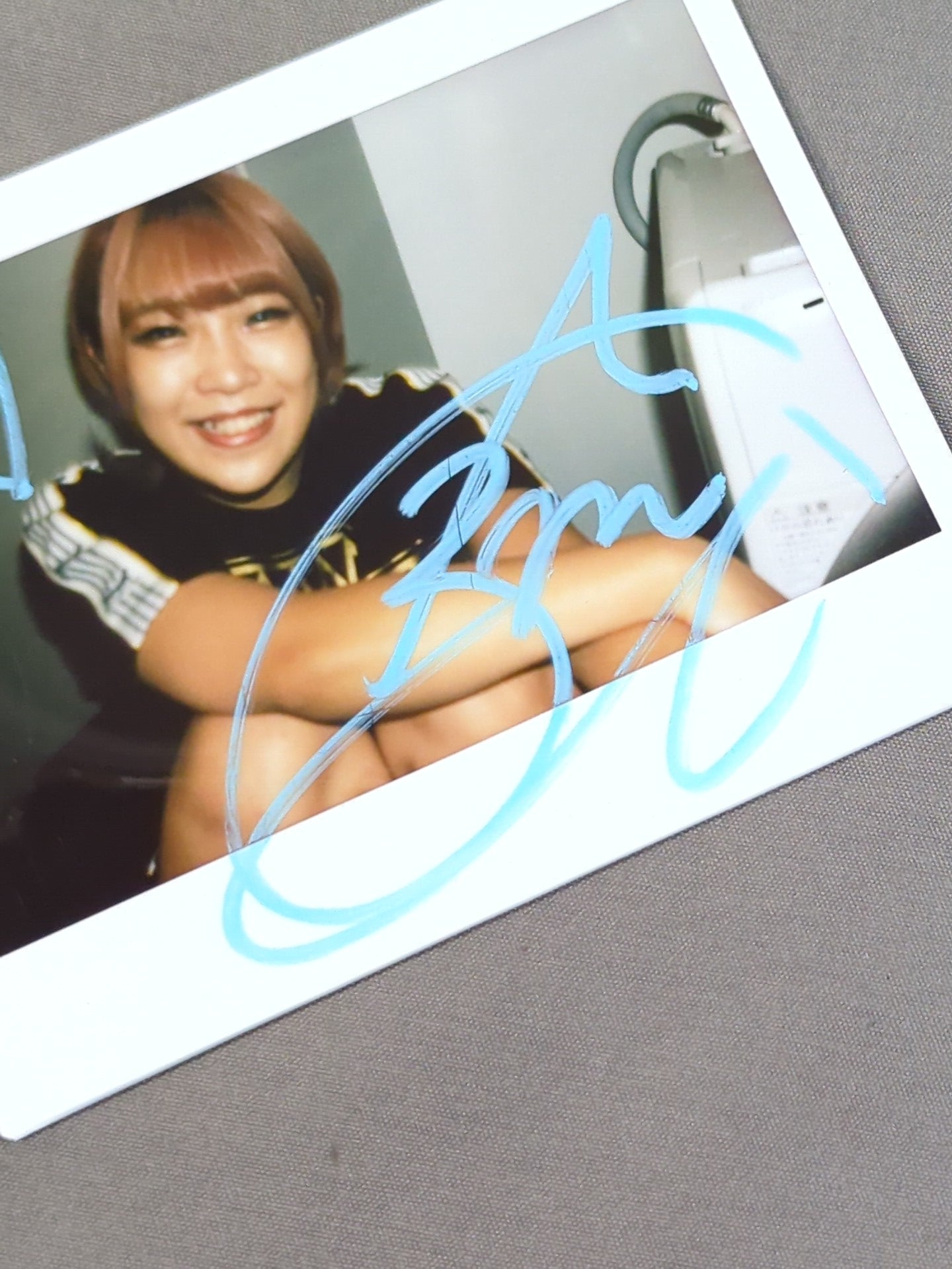 AZM 直筆サイン入りチェキ(A-1)