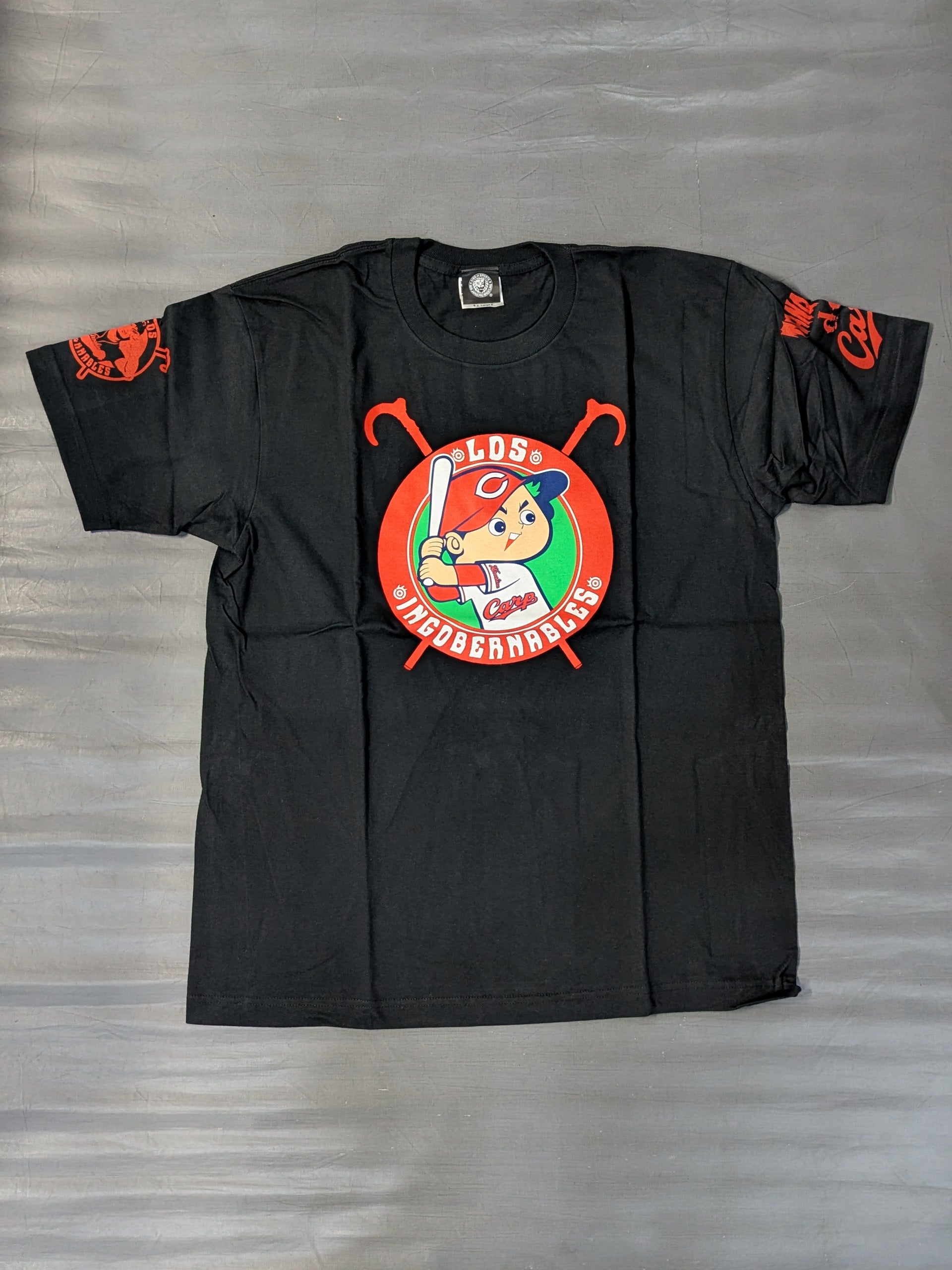 広島東洋カープ×内藤哲也「TRANQUILO de Carp」Tシャツ(ブラック) – 闘道館