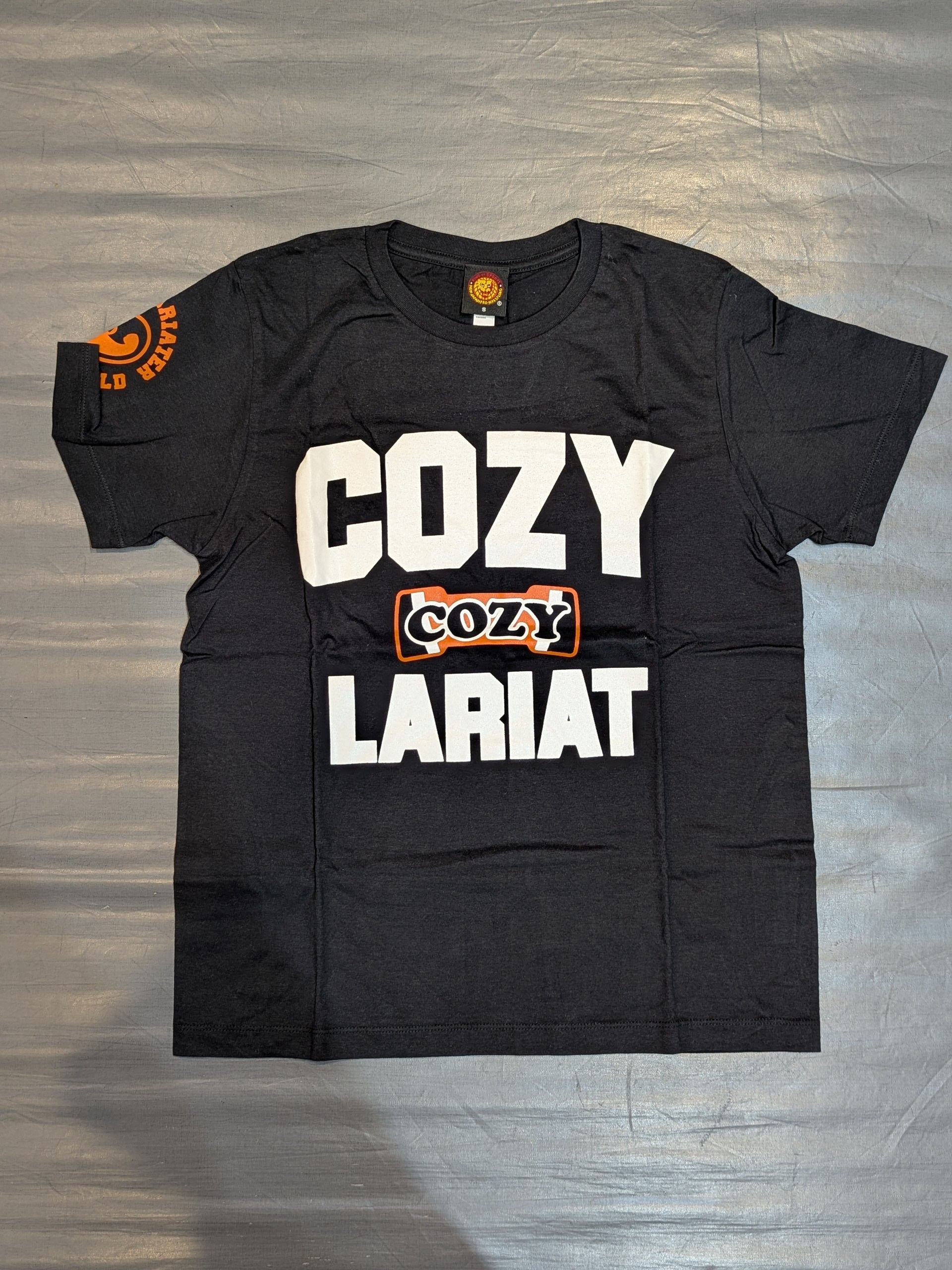 直筆サイン入り】小島聡「COZY LARIAT」Tシャツ – 闘道館